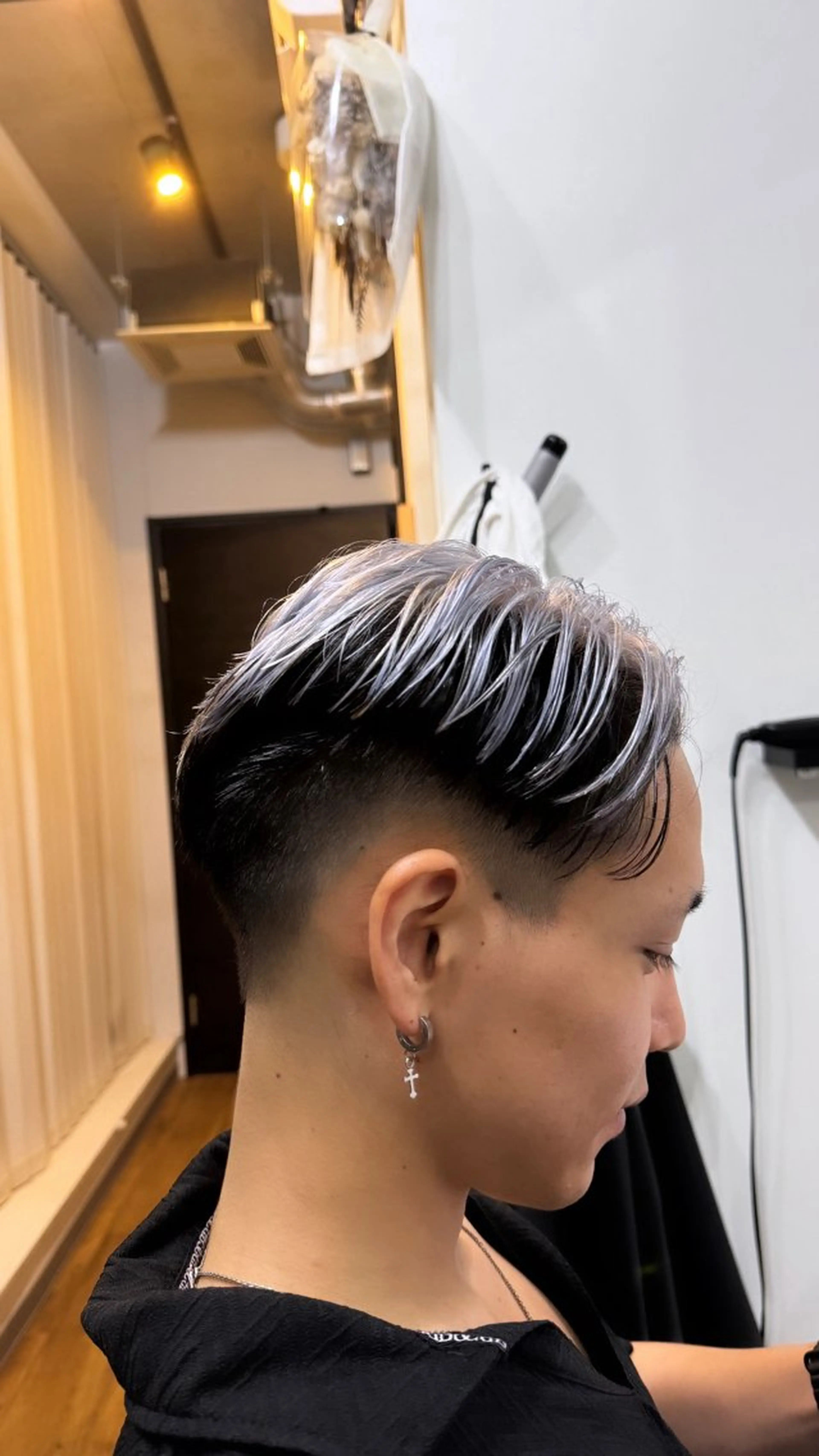 ショート カラー メンズ 椎葉 祐也のヘアスタイル