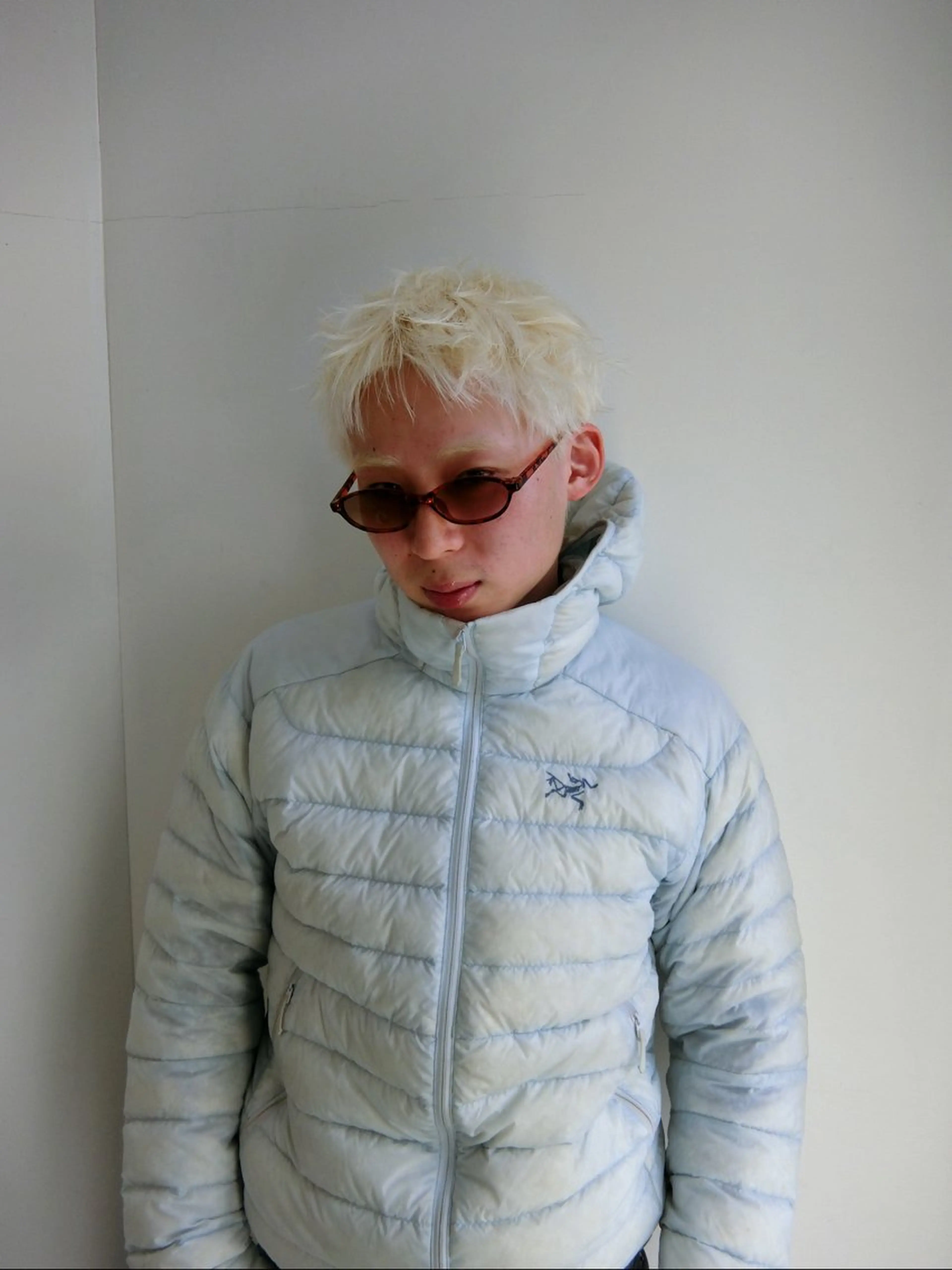 カラー メンズ ヘアカラー トリートメント ヘアセット 高明度ハイトーン× ショート/莉音🧤のヘアスタイル