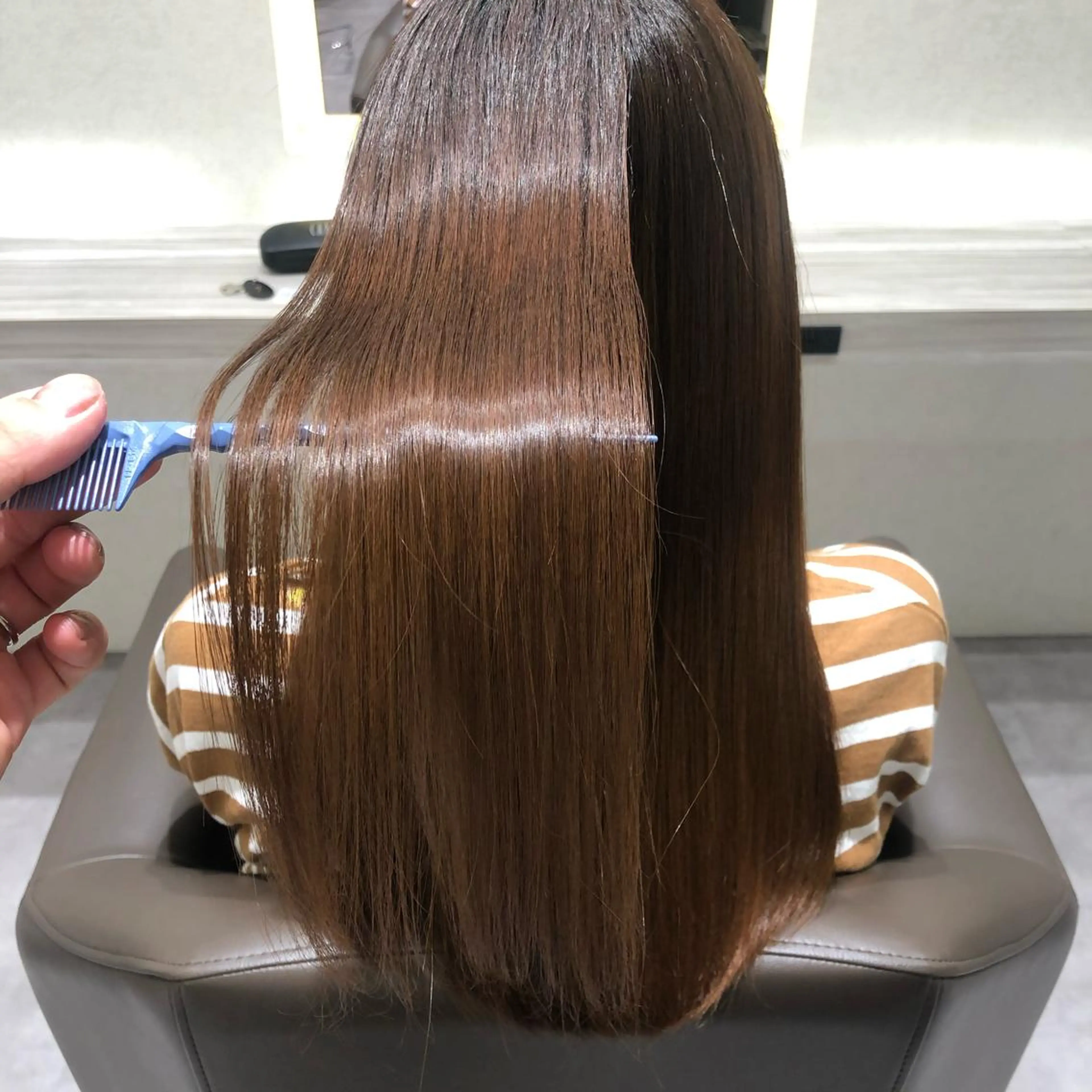 ロング ムトウセイマ/艶髪 /艶ケアWブリーチのヘアスタイル