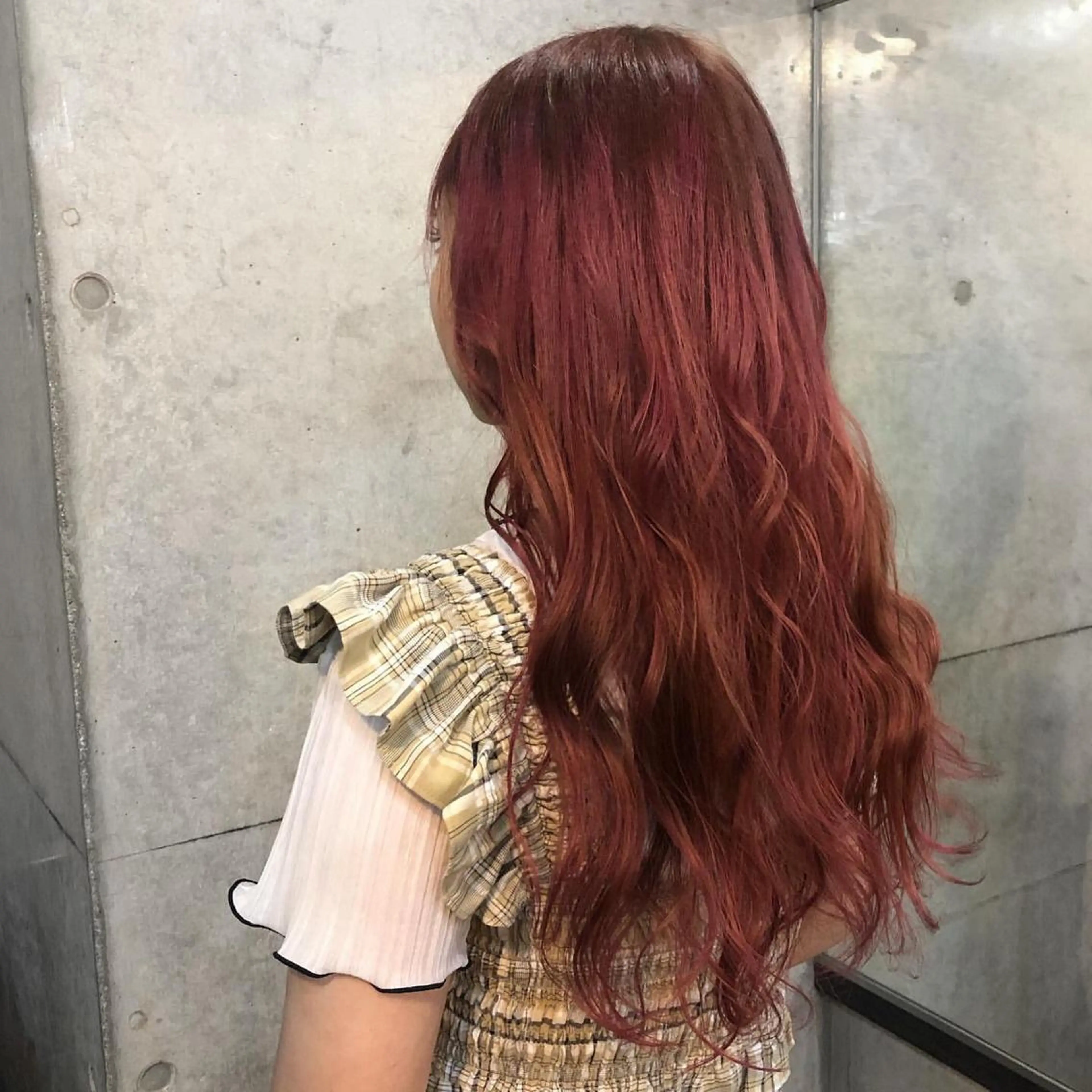 ロング カラー clomus所属・YUKA艶髪 🌸寛ぎ部屋のヘアスタイル