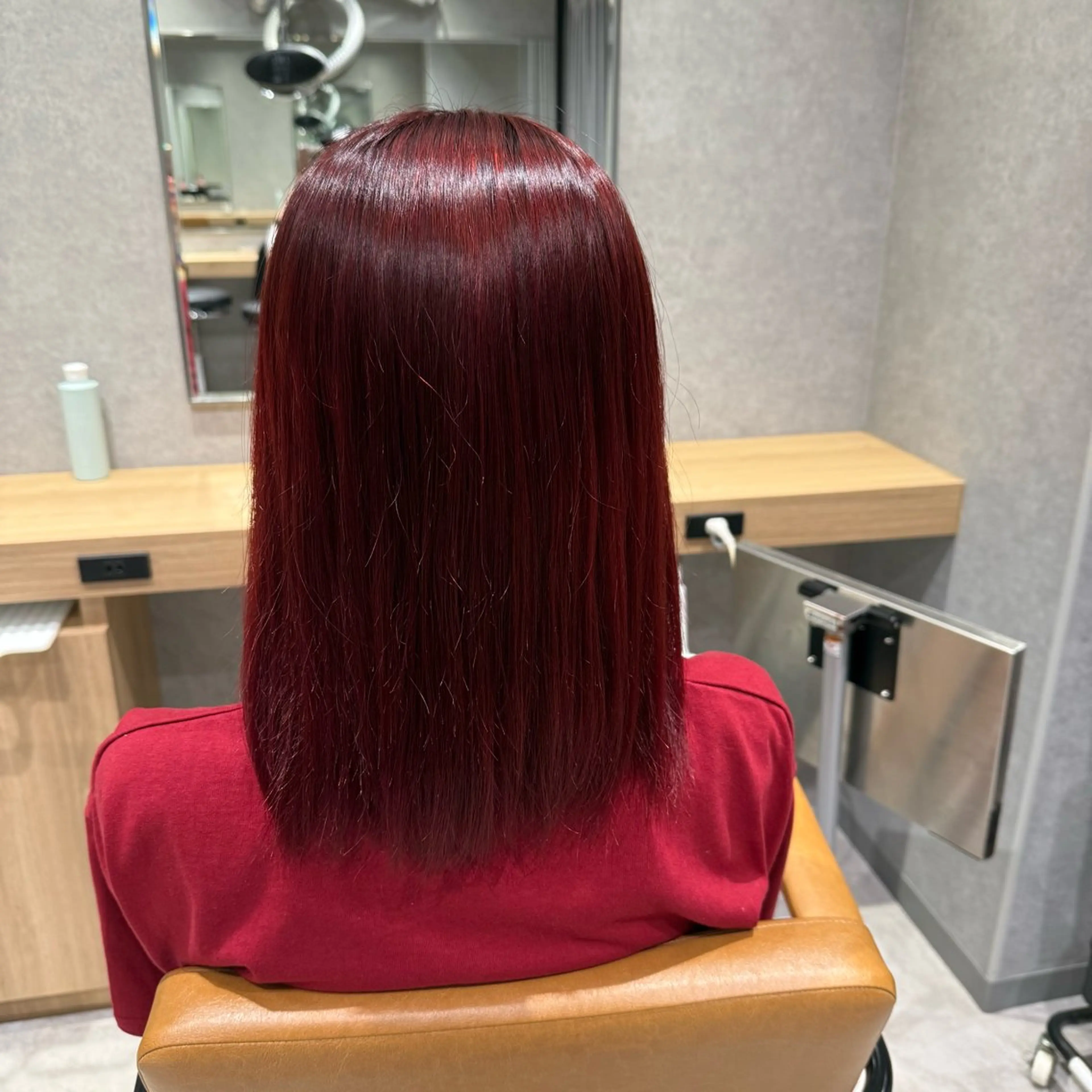 ミディアム 青木 あいかのヘアスタイル