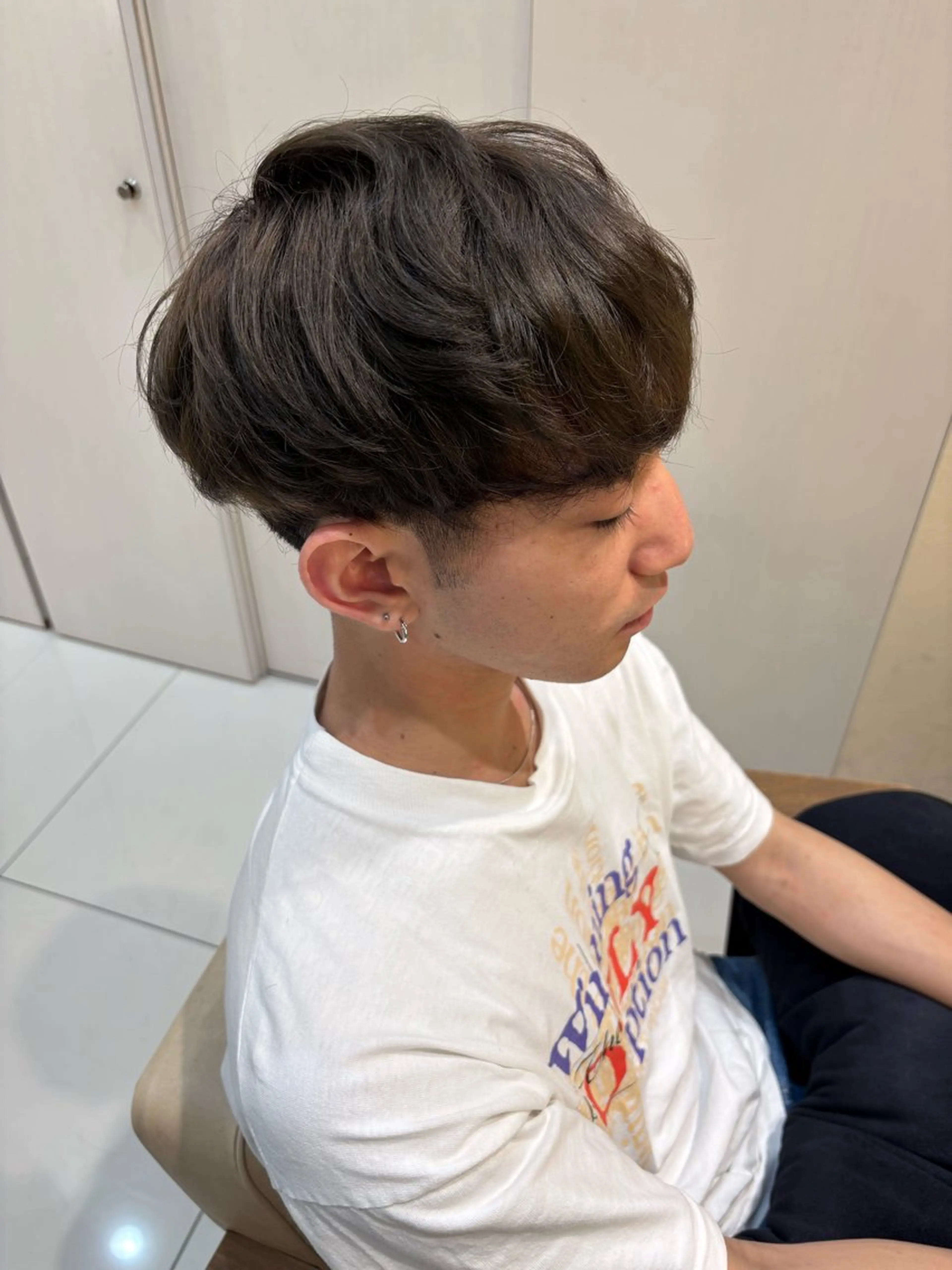 ショート カラー ブラウンカラー オリーブブラウン ヘアカラー 垢抜けヘア/メンズシ ョート/パーマ特化のヘアスタイル