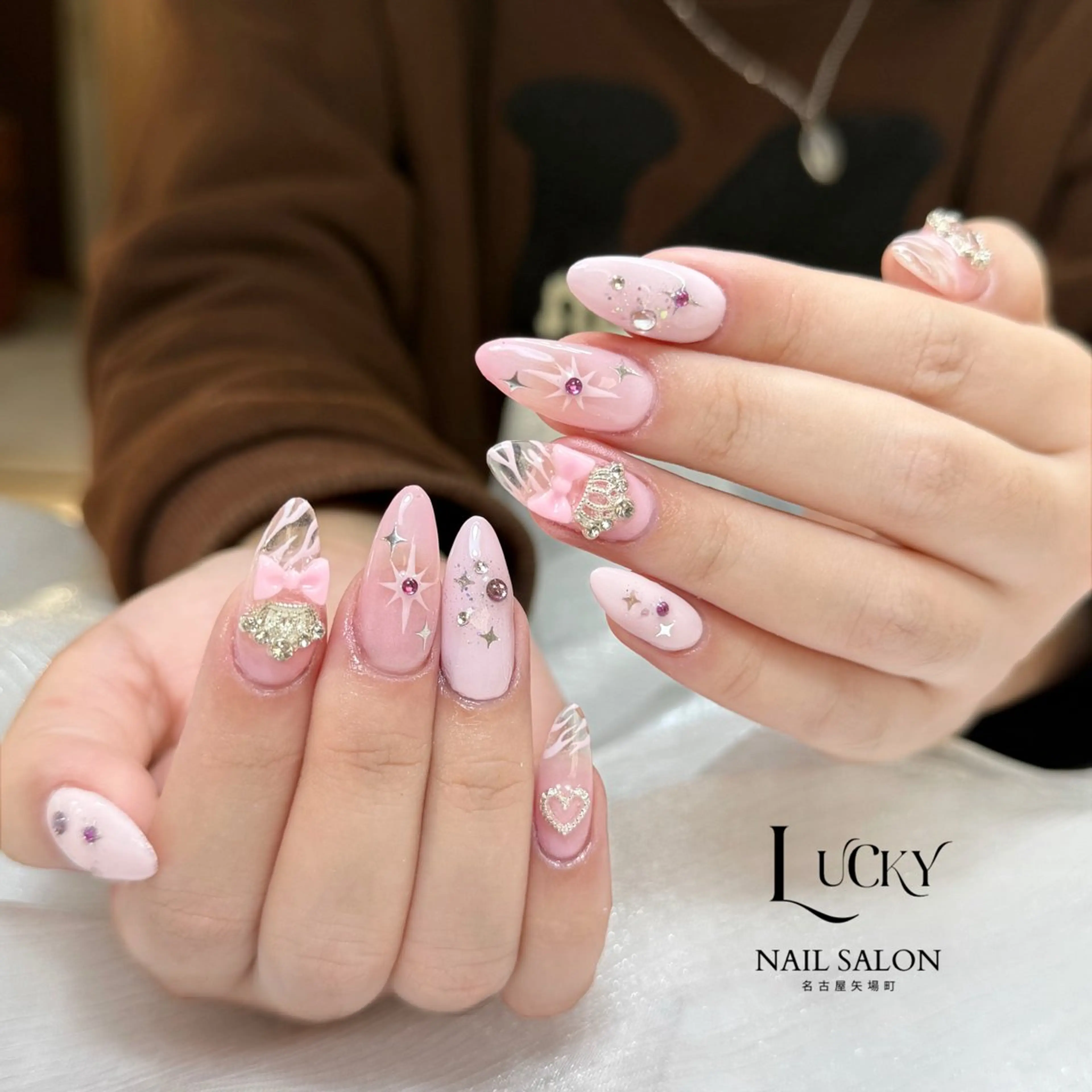 ネイル アートネイル ジェルネイル ロングネイル 持ち込み シンプルネイル Lucky Nail Salon所属・Lucky Nail Salonのネイルデザイン