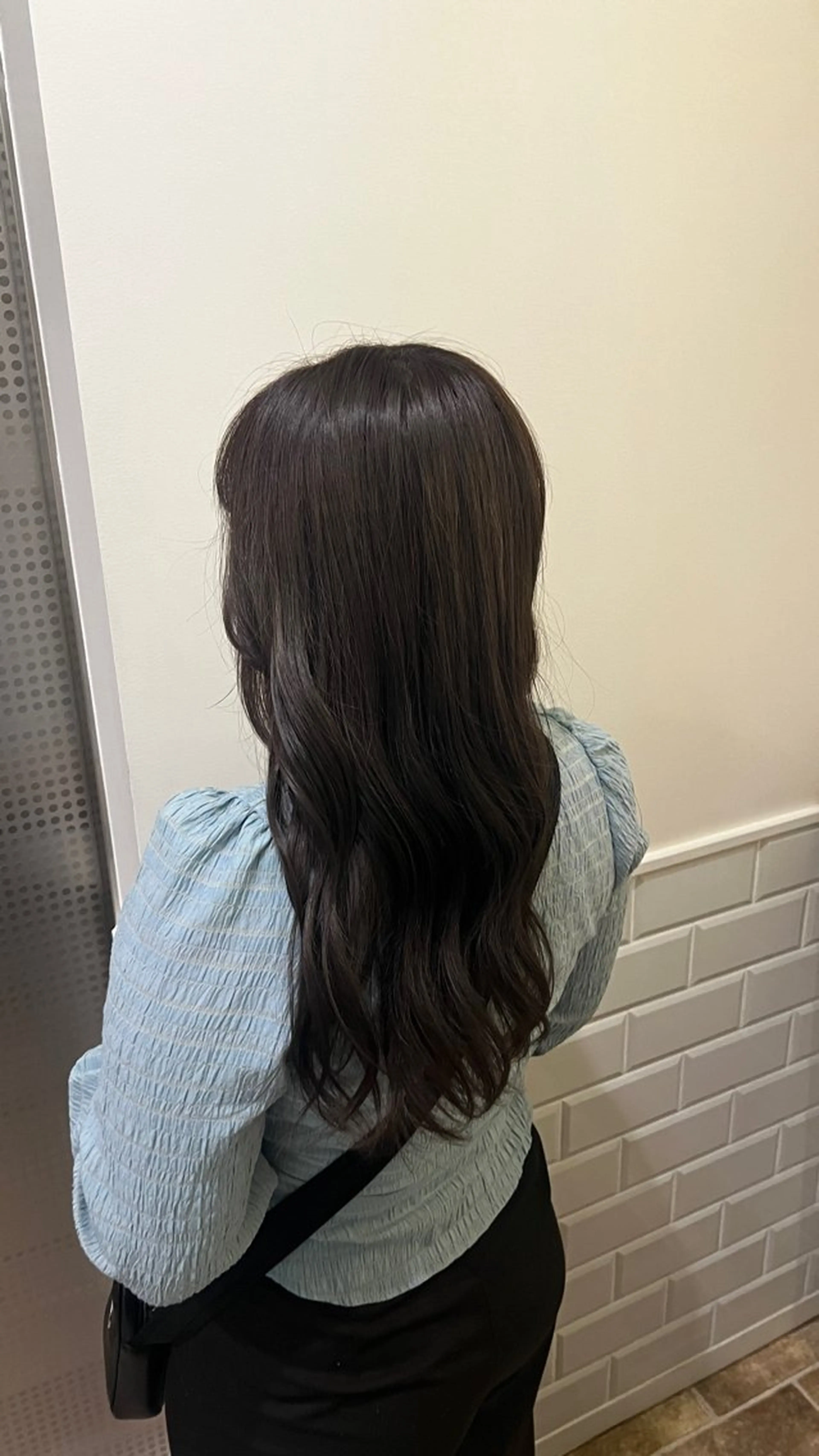 ブリーチ+カラー＋シャンプー・ブローの写真