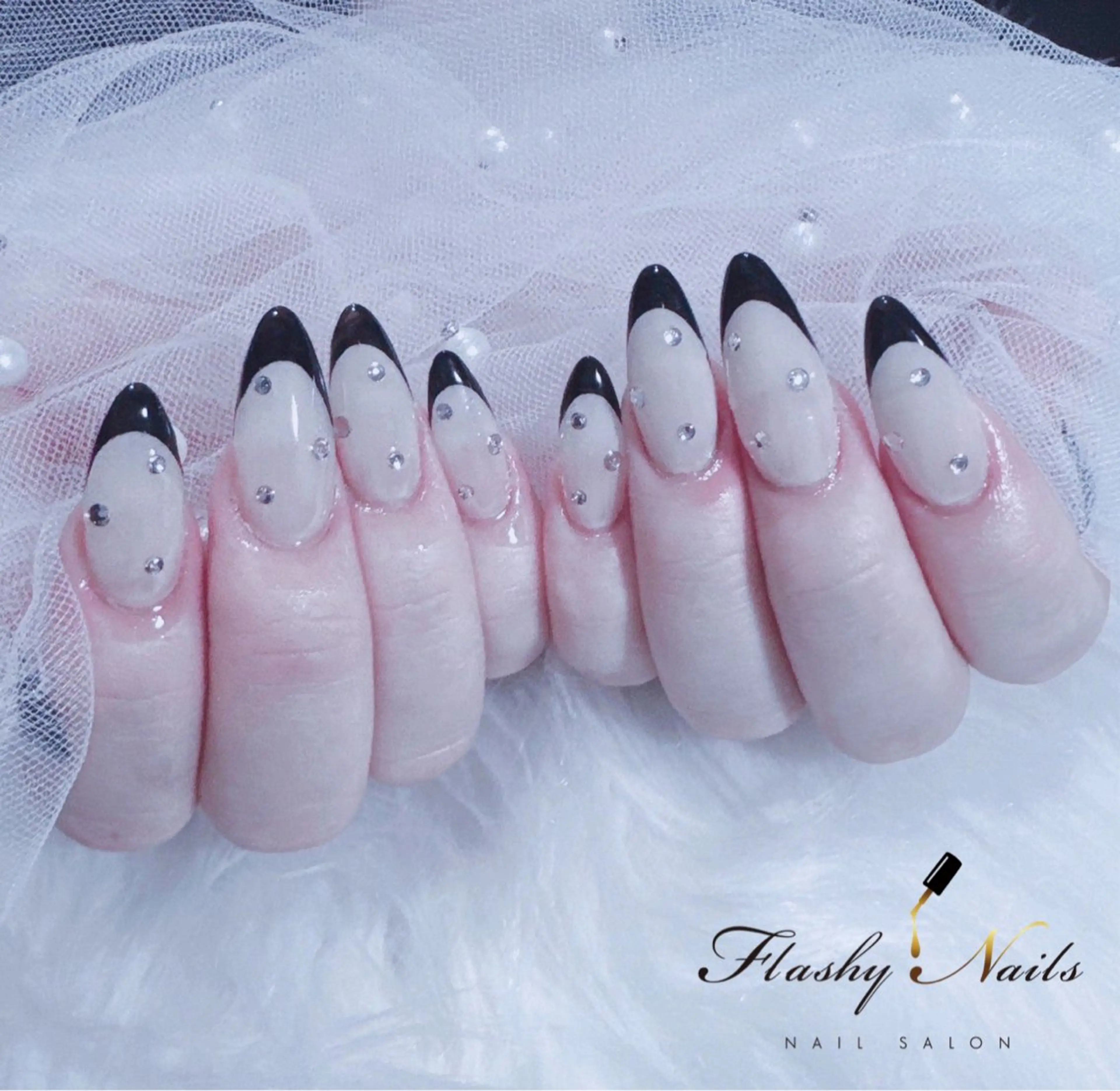 ネイル Flashy Nailsのネイルデザイン
