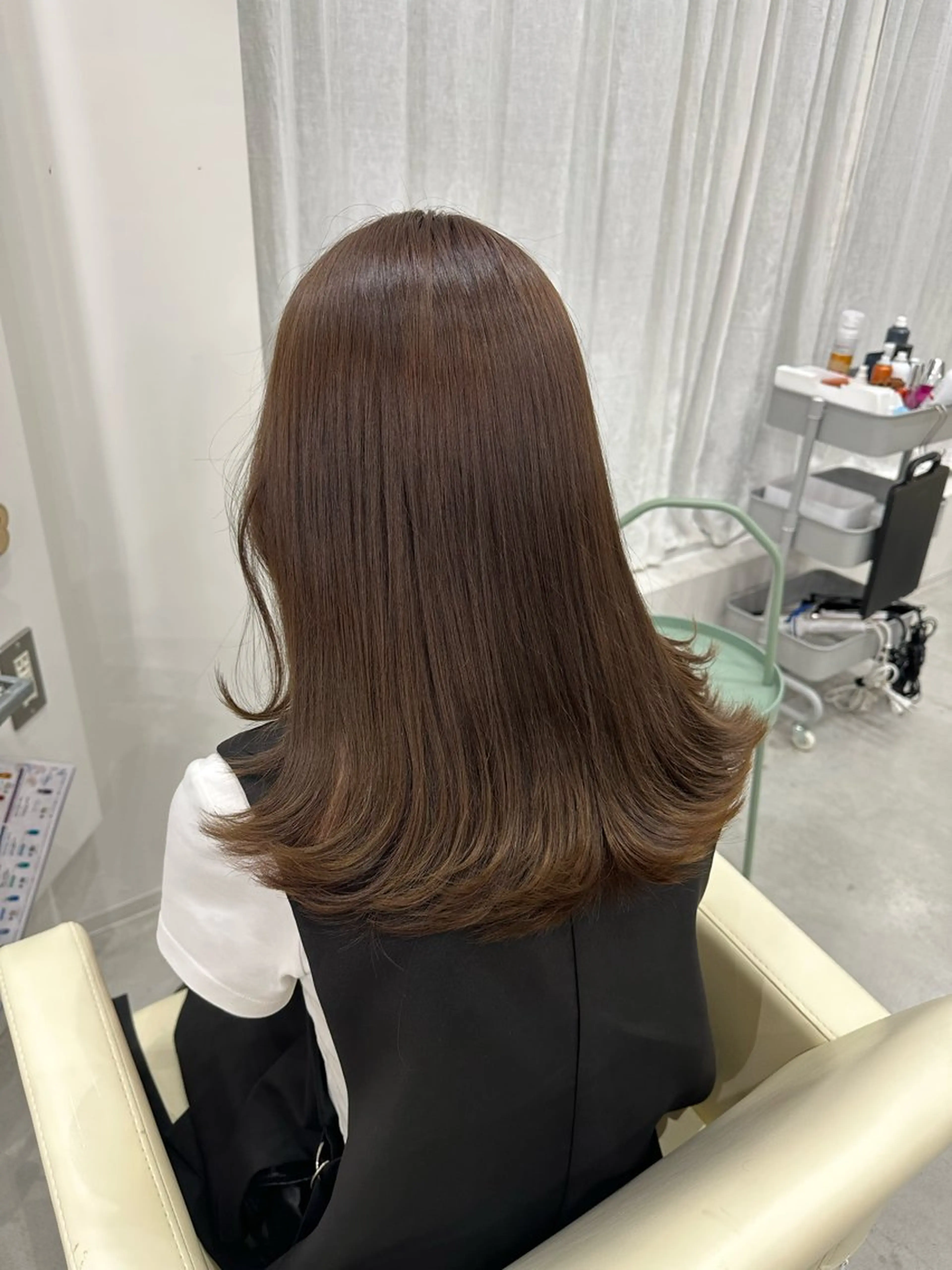 セミロング カラー さあや 【透け感/艶感】のヘアスタイル