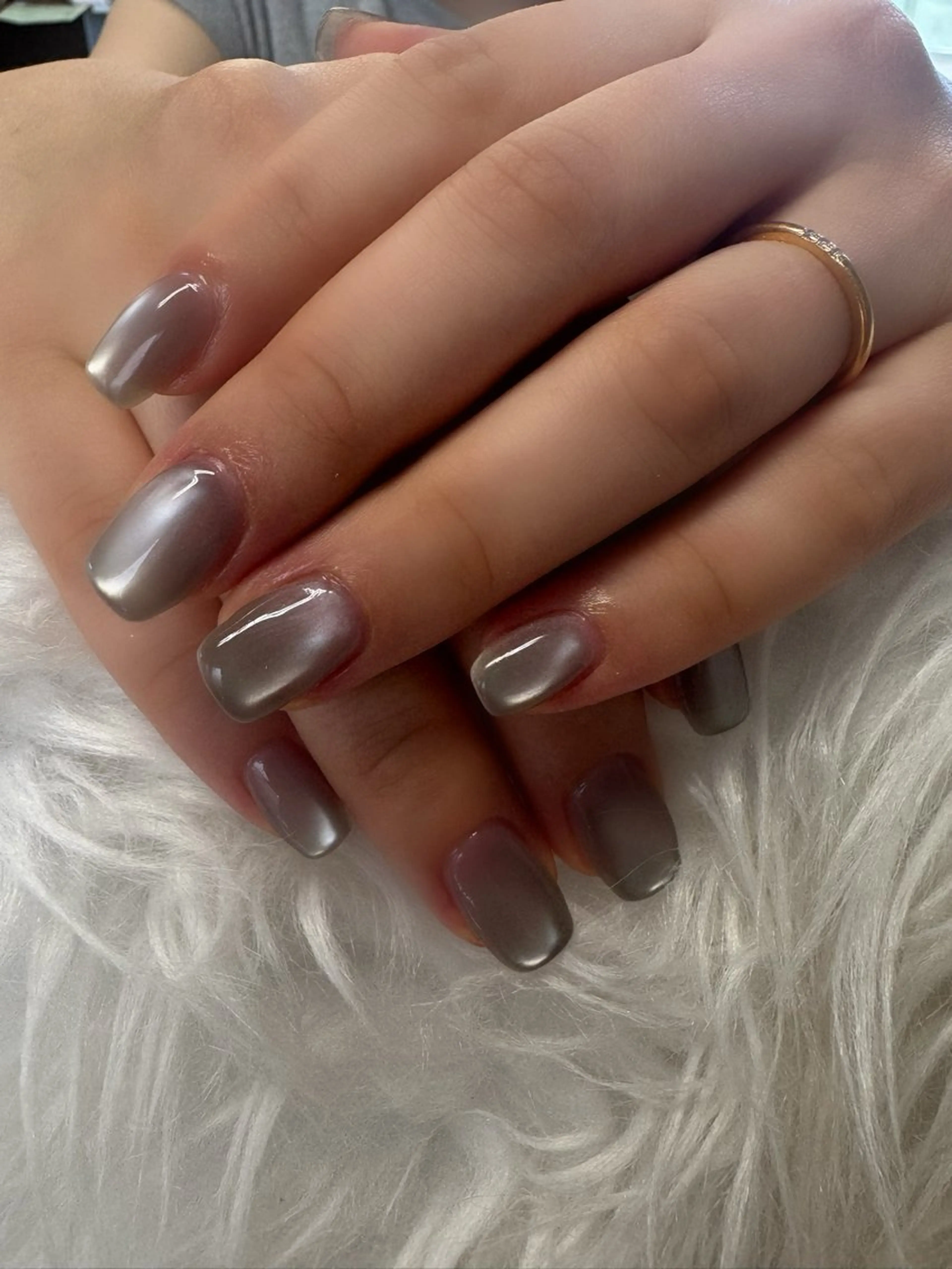 ネイル ハンドネイル i. micaのネイルデザイン