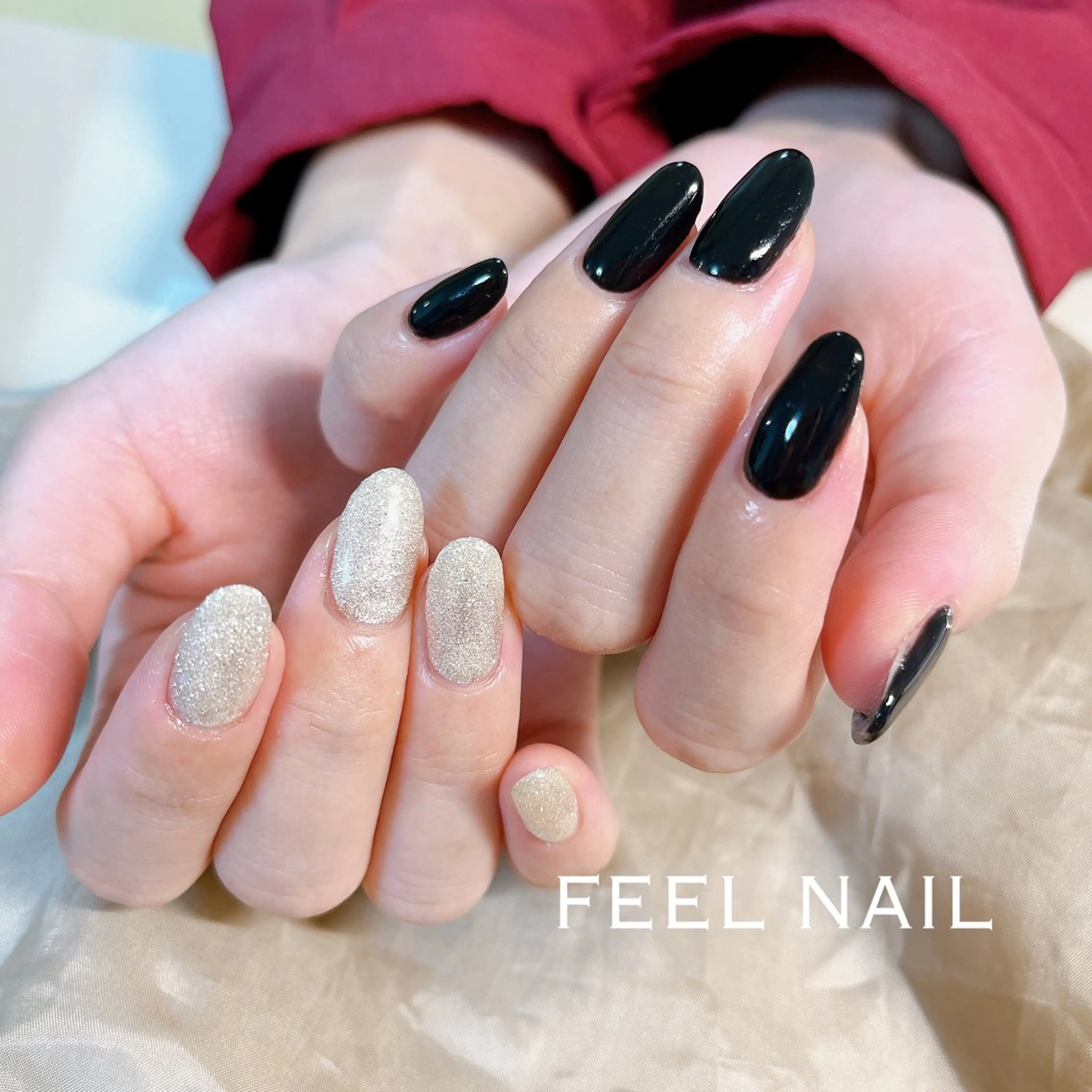 ネイル ラメ(グリッター) ワンカラーネイル シルバー 秋好 悠のネイルデザイン