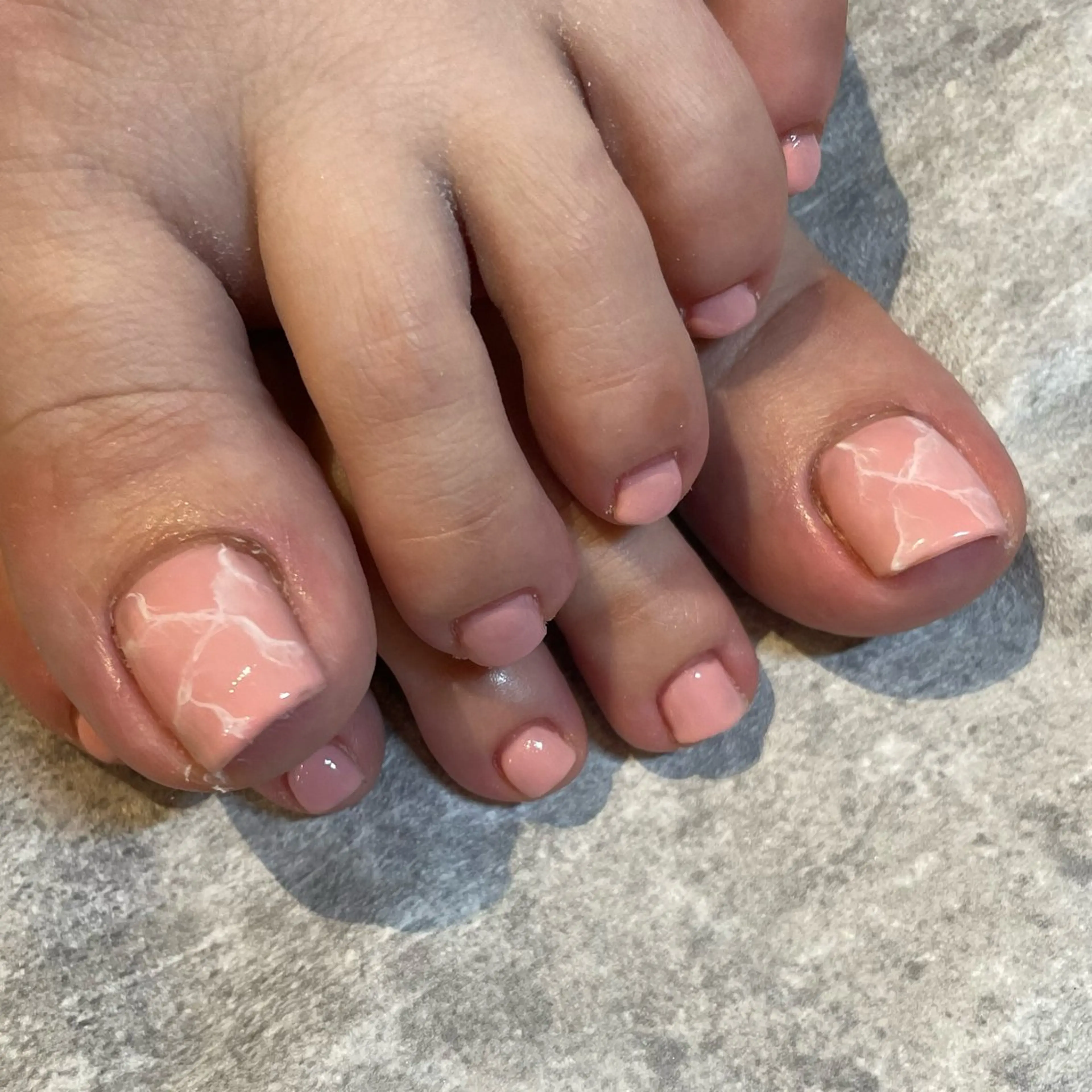 ネイル フットネイル ネイルサロン エルフィンのネイルデザイン