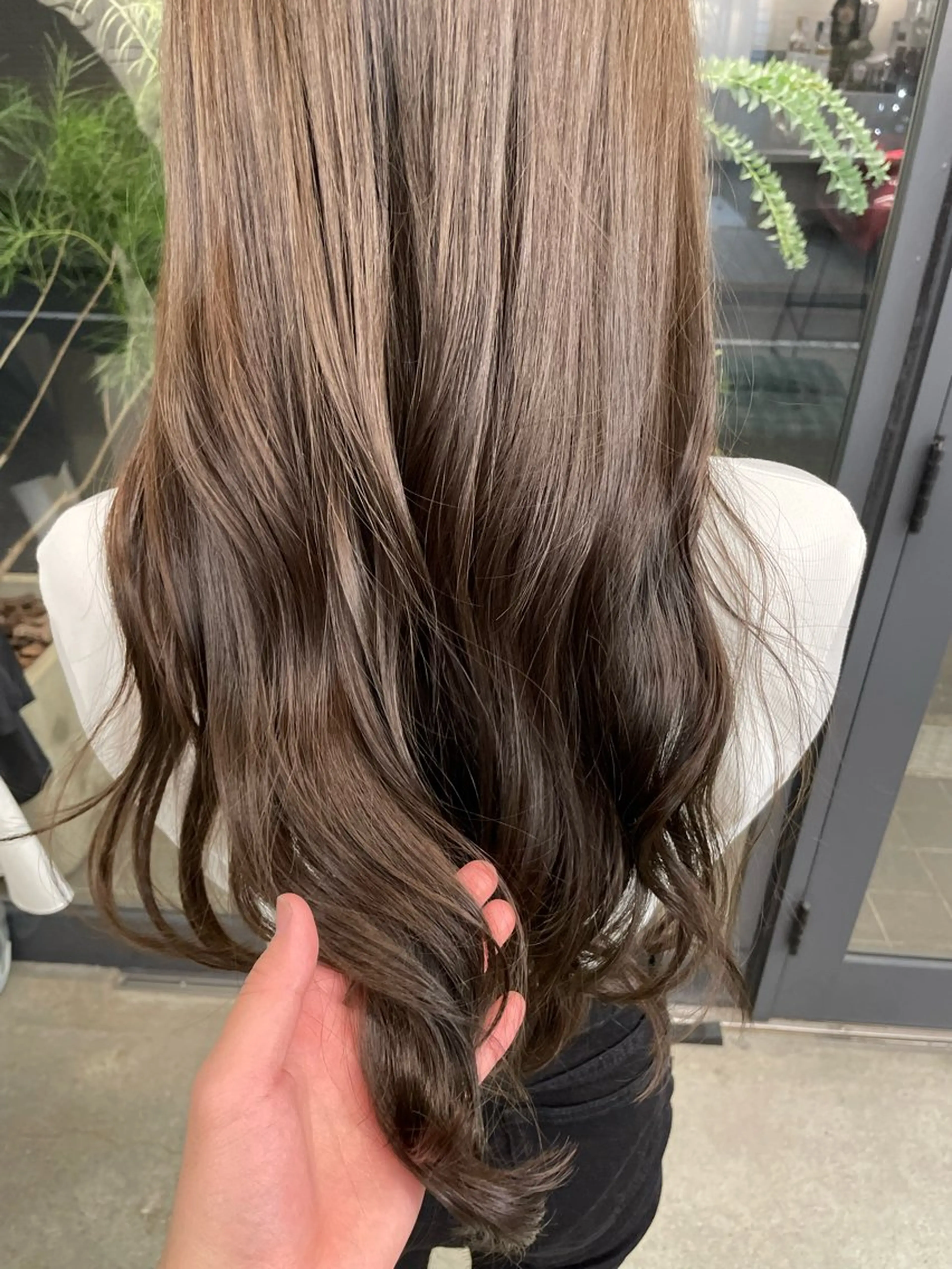 ロング カラー ブラウンカラー 透明感カラー ハイライトカラー ハイライト カット ヘアカラー 【お洒落パーマ】 Elme　肥塚康汰郎のヘアスタイル