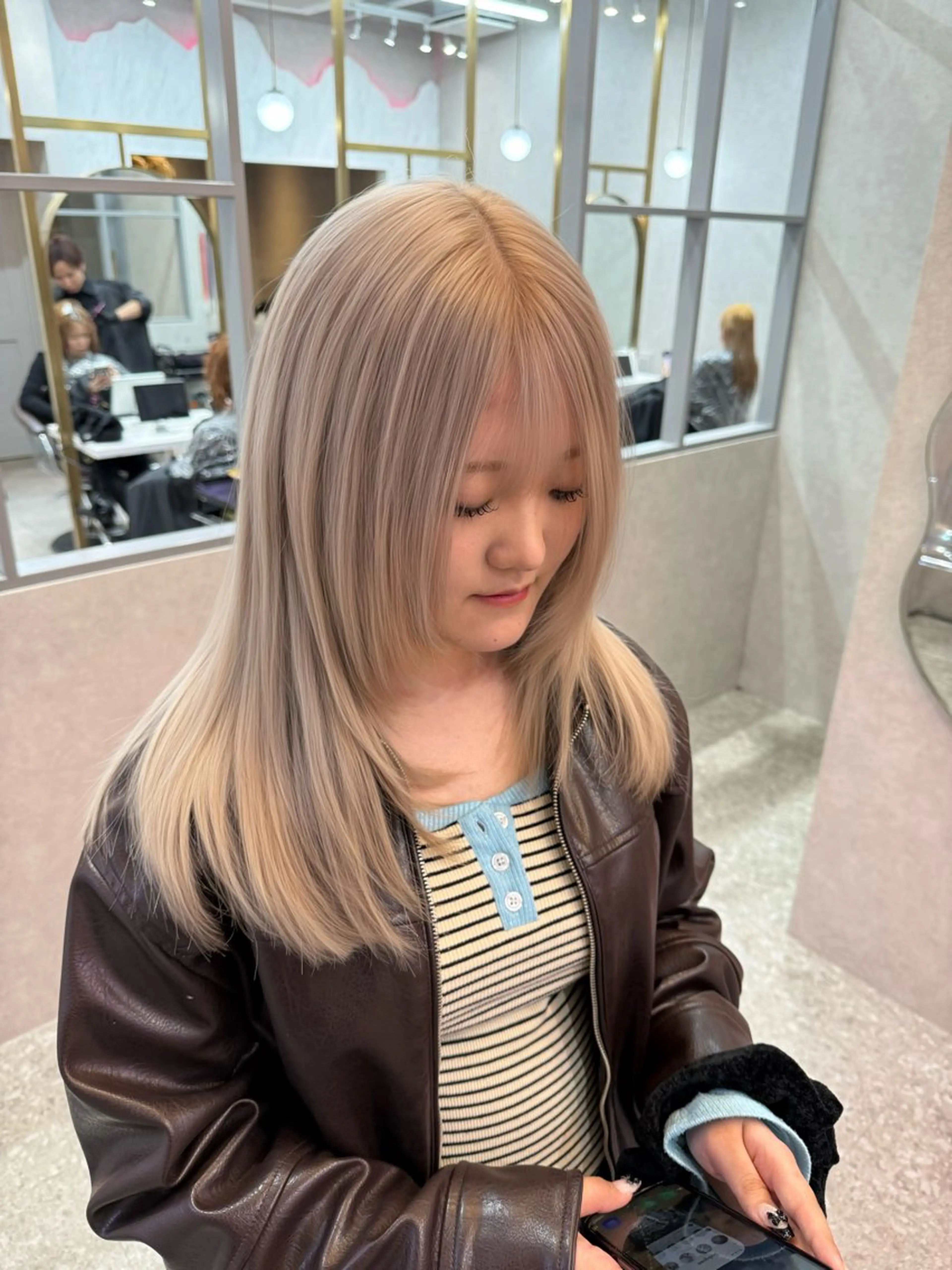 ミディアム カラー ヘアカラー トリートメント レイヤーダブルカラー KYON店長のヘアスタイル