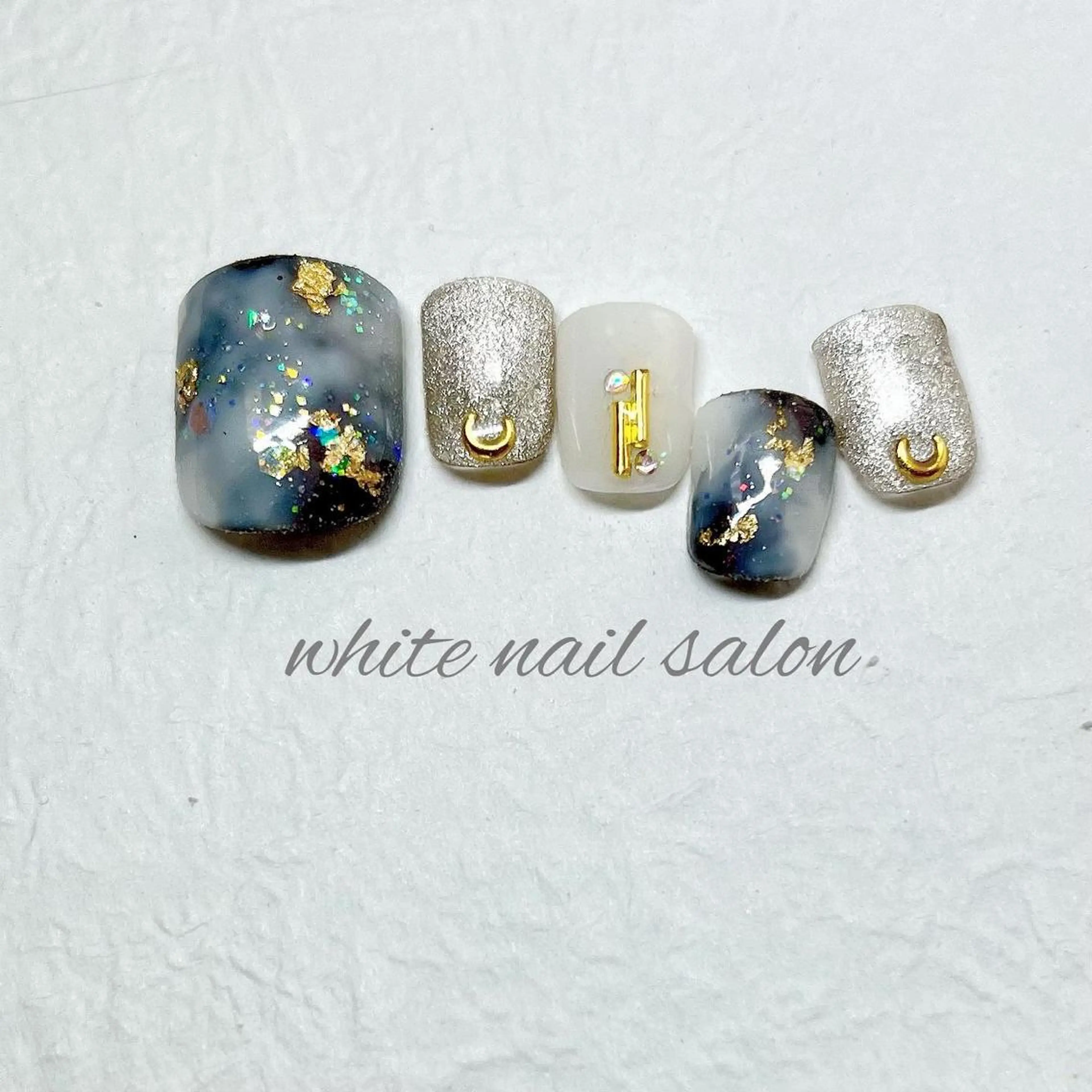 ネイル フットネイル ジェルネイル ハードジェル ラメ(グリッター) 持ち込み フットネイル white nail salonのネイルデザイン