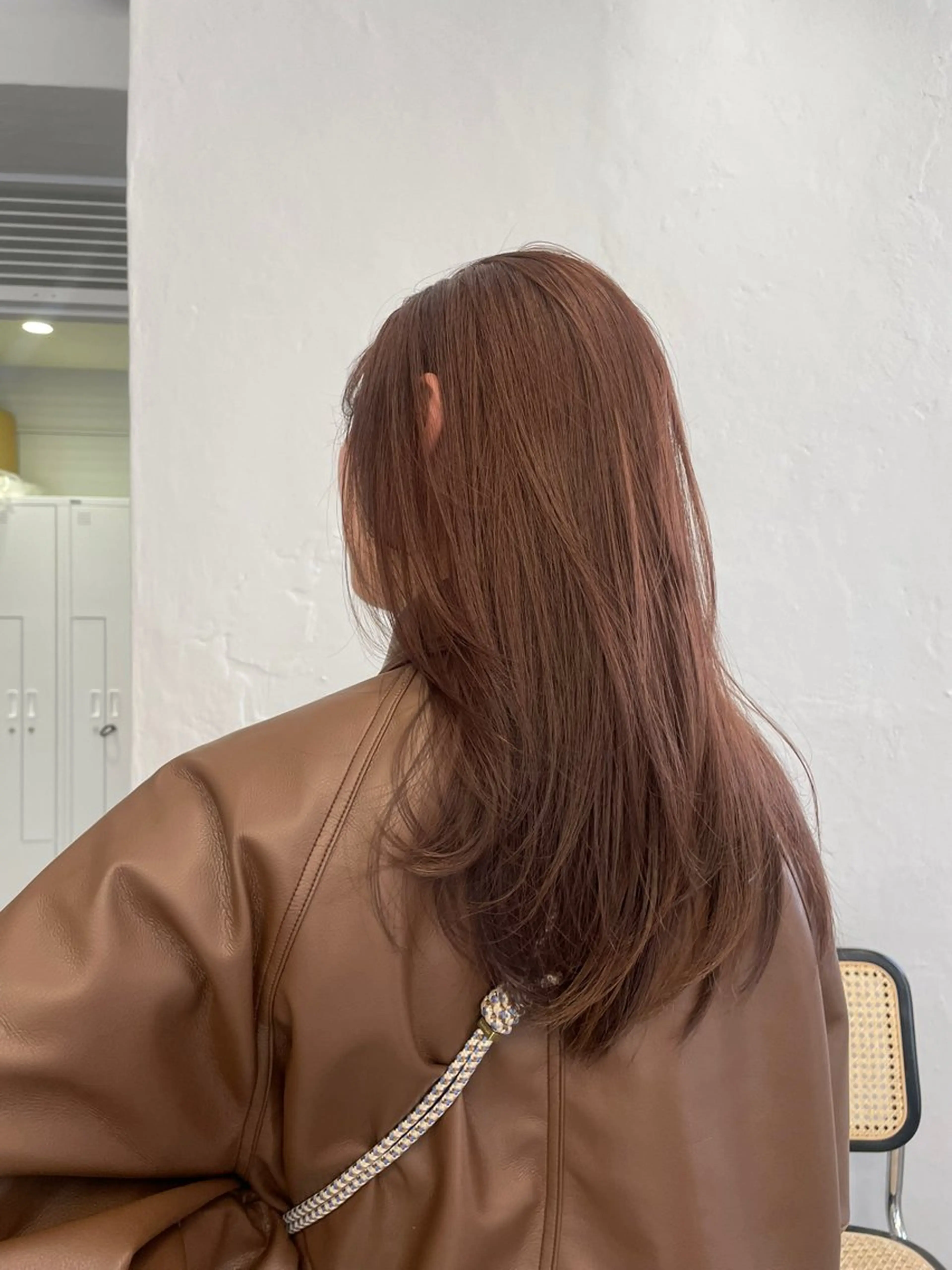 カラー ベージュカラー ブリーチ ブリーチなしカラー NAO/ 髪質改善/艶カラーのヘアスタイル