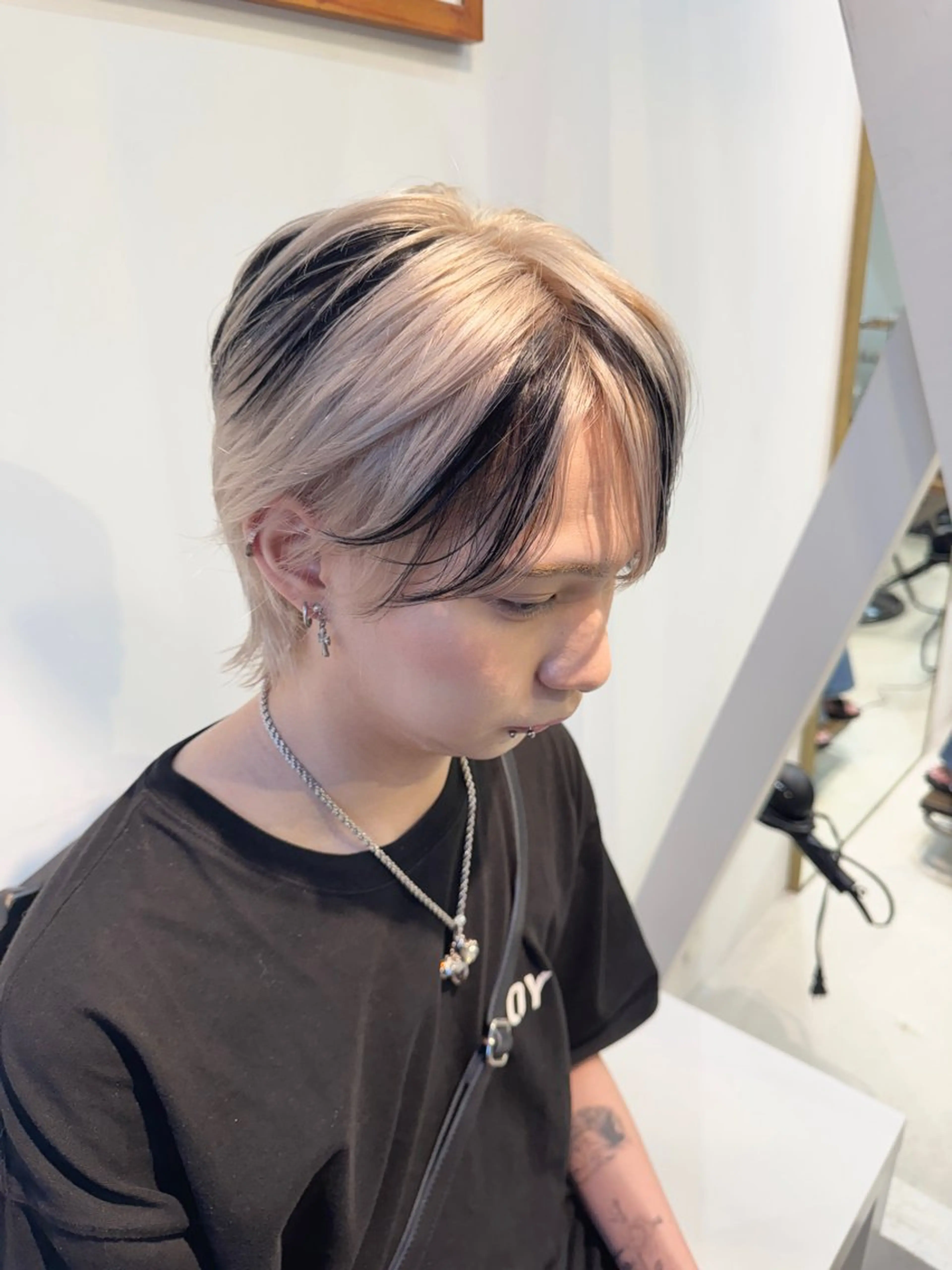 ショート カラー メンズ ヘアカラー 透明感カラー/ハイト ーン/メイク/umiのヘアスタイル