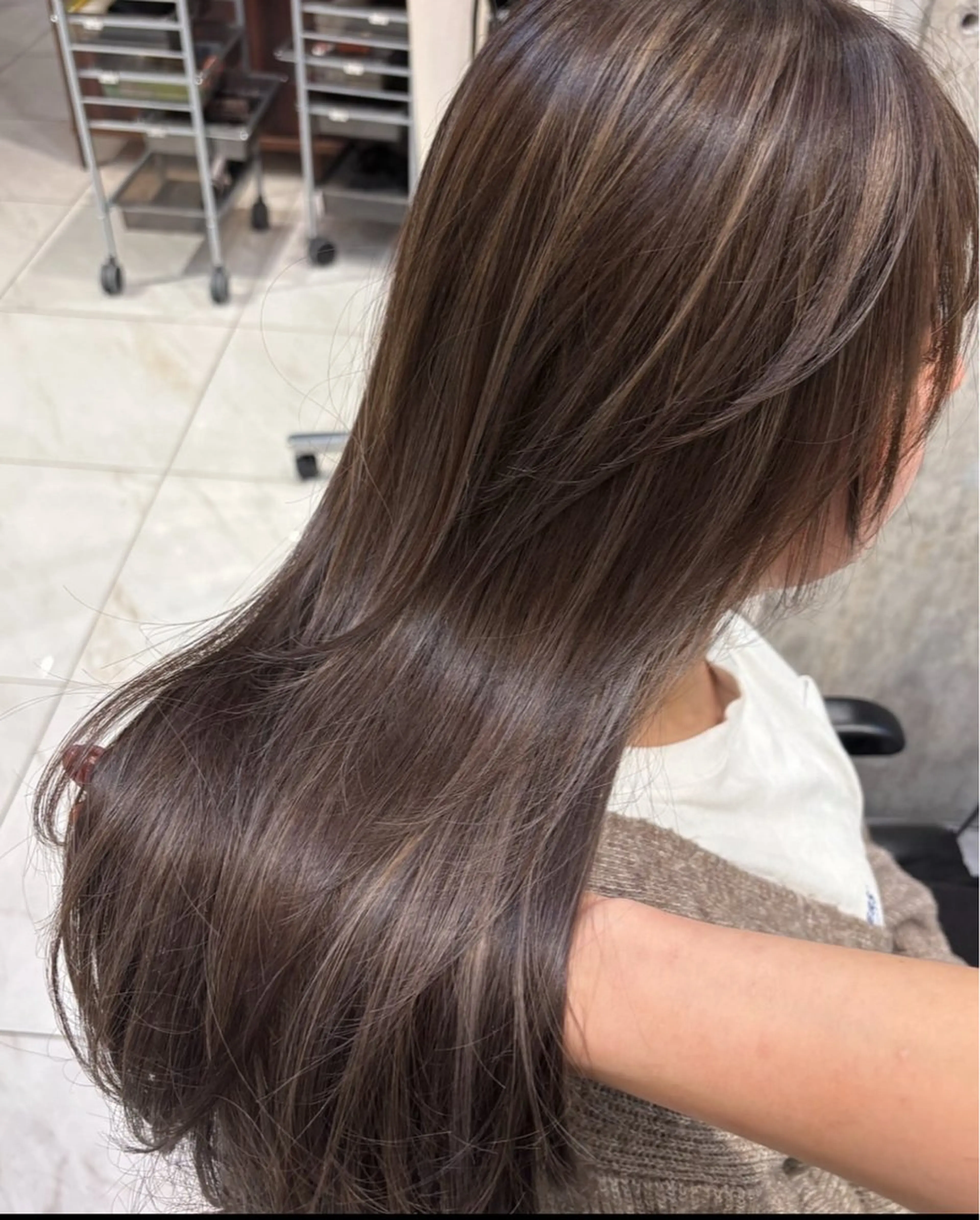 ロング ハイライト 赤み・黄み消し/ 透明感/🍃そうたのヘアスタイル