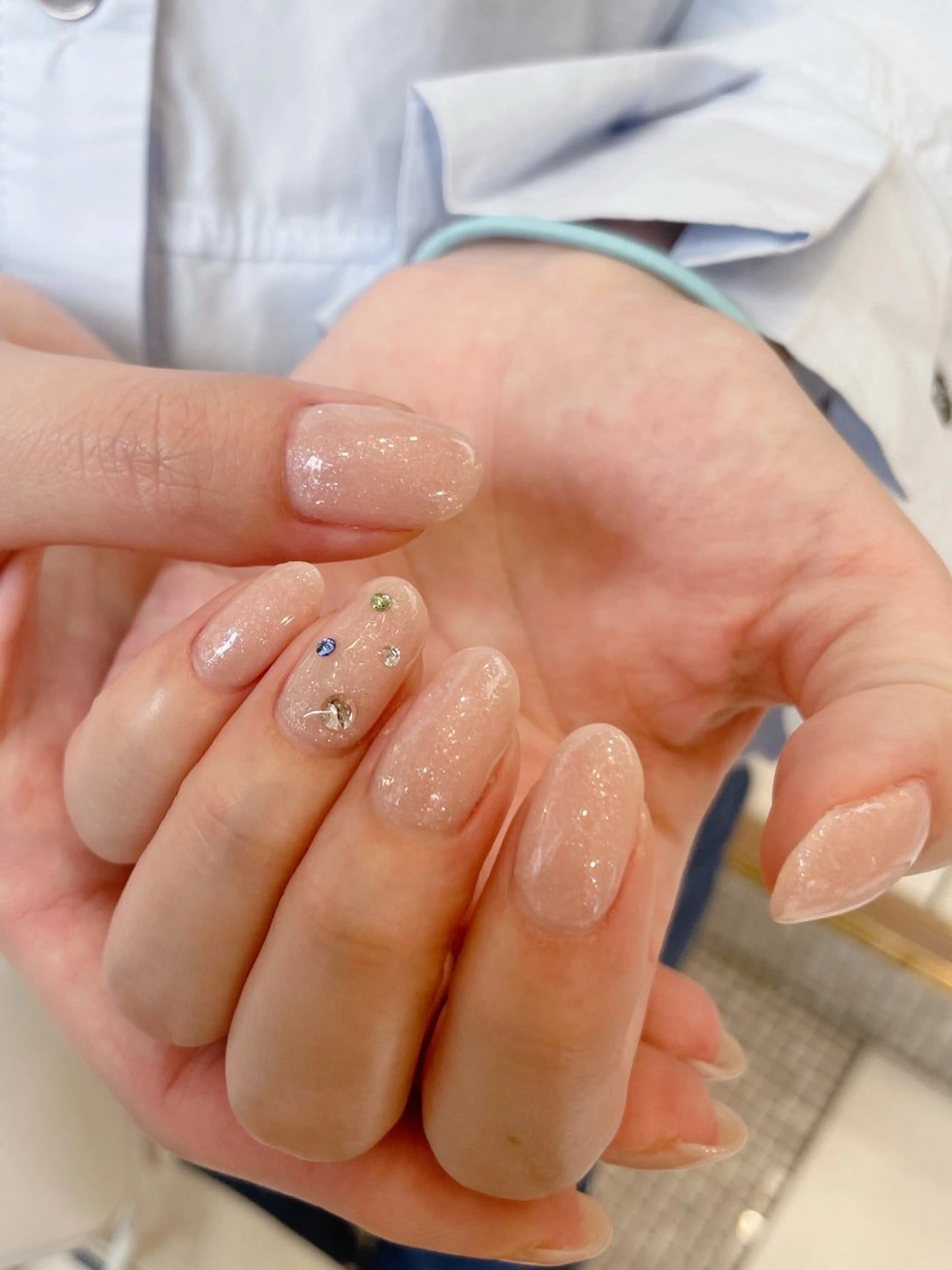 ネイル ストーンネイル Bianca 武蔵小金井　山岡🐰のネイルデザイン