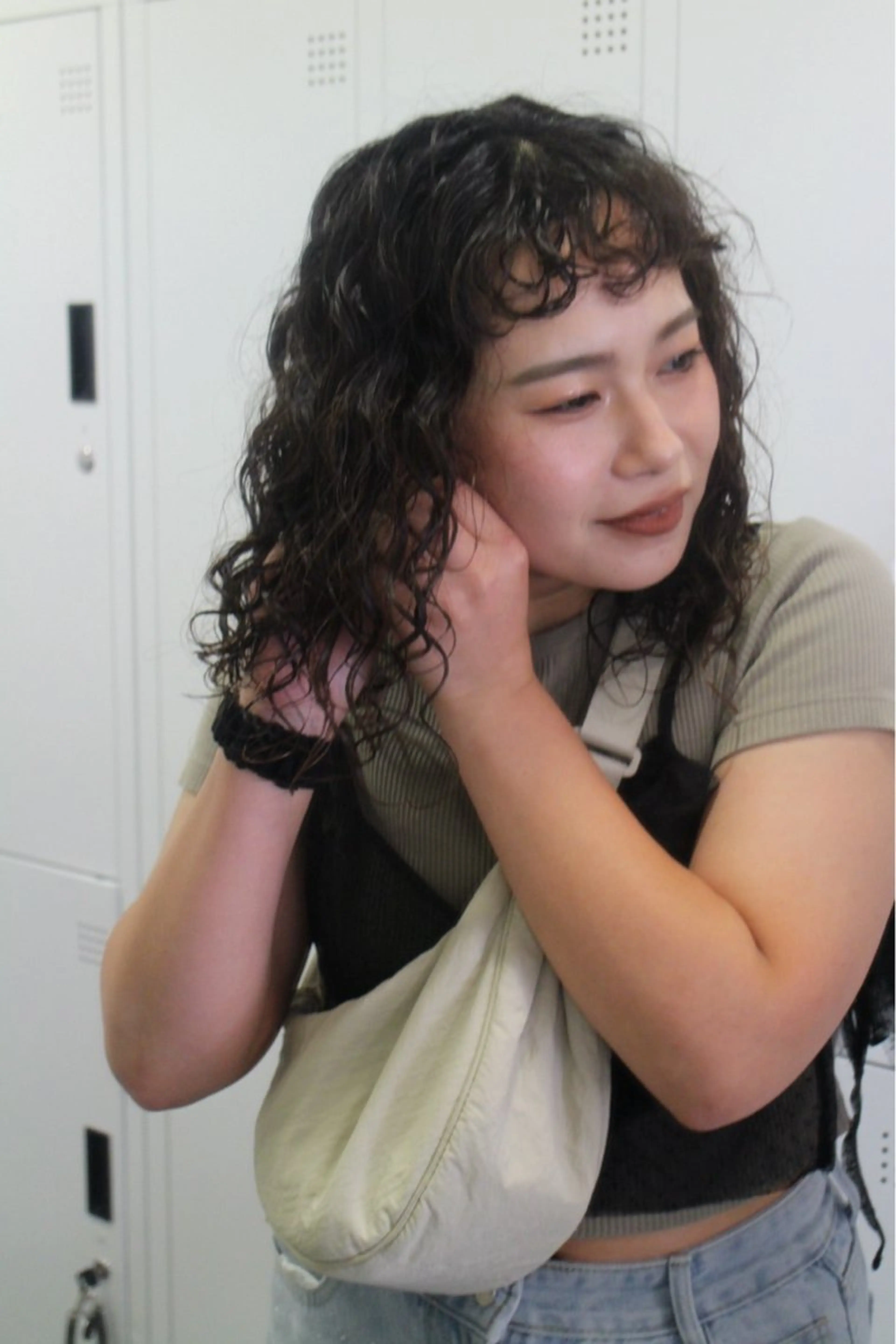 セミロング パーマ カーリーパーマ/ 透明ｶﾗｰ/MIKUのヘアスタイル