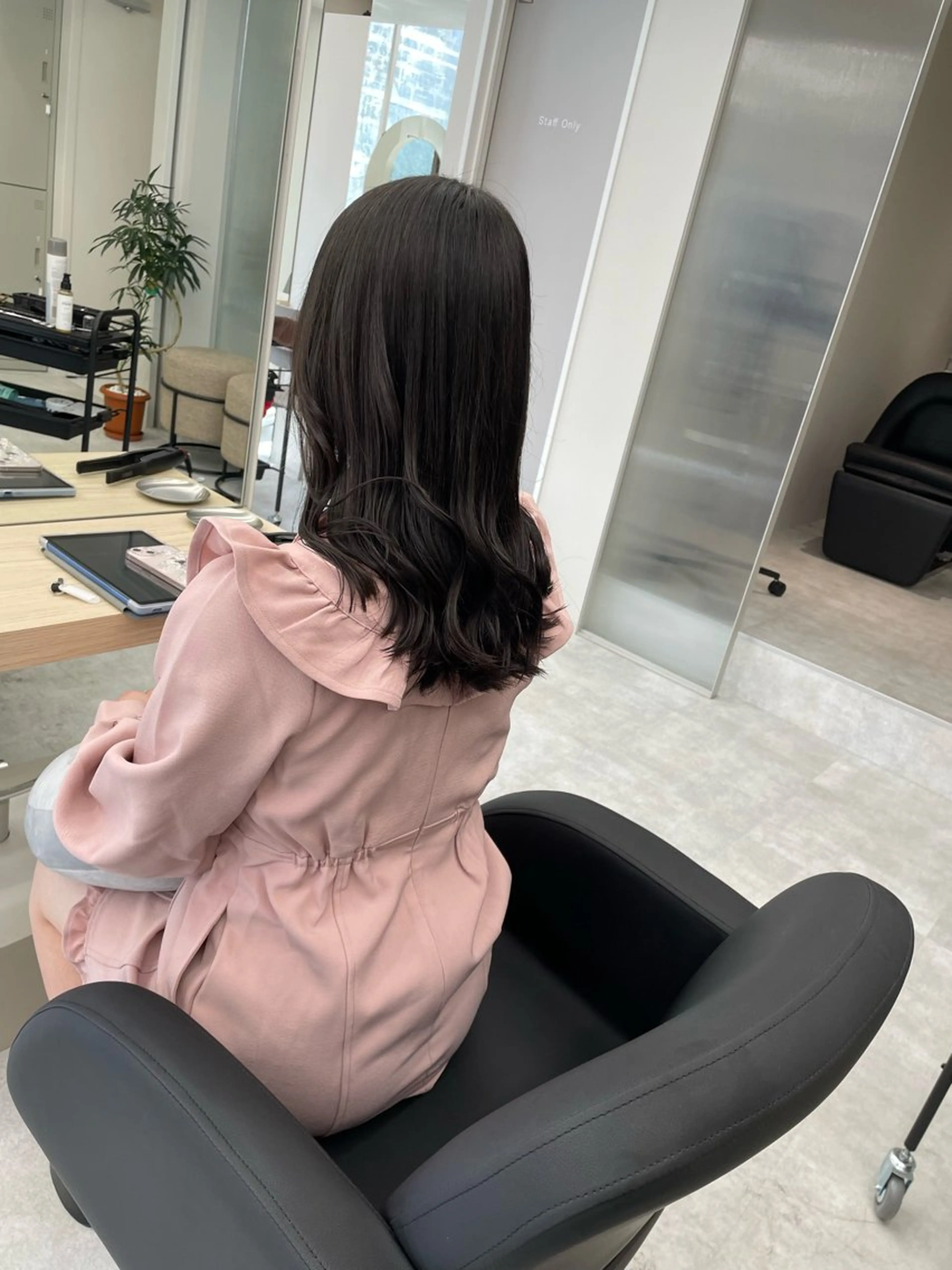 セミロング ボブ 外国人風カラー ハイライト 髪質改善 韓国風ヘア 『最新ヘア・髪革命』 🐬YUYA🐬のヘアスタイル