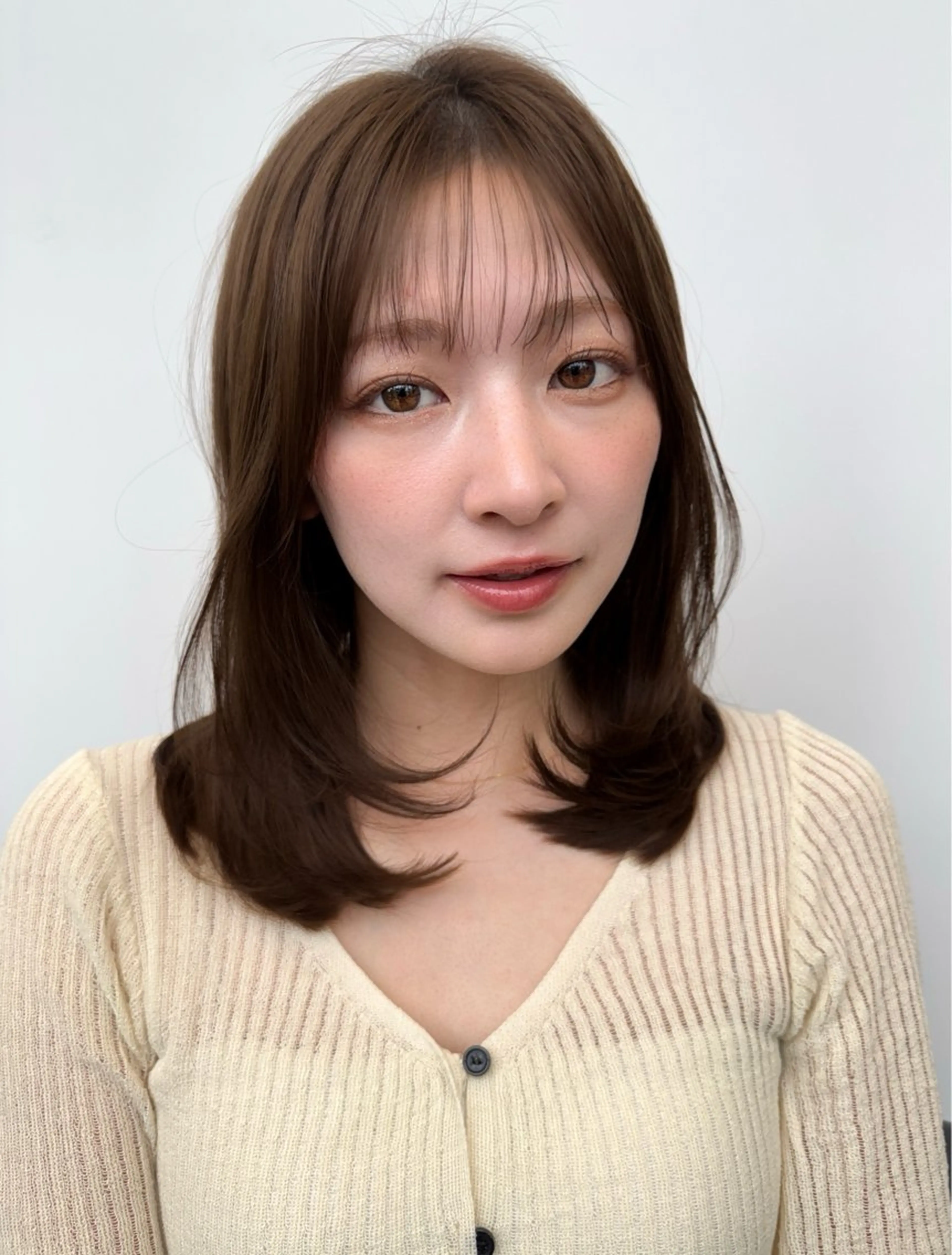 ミディアム カット トリートメント 艶髪／レイヤー／ 垢抜け🩵／MARIのヘアスタイル