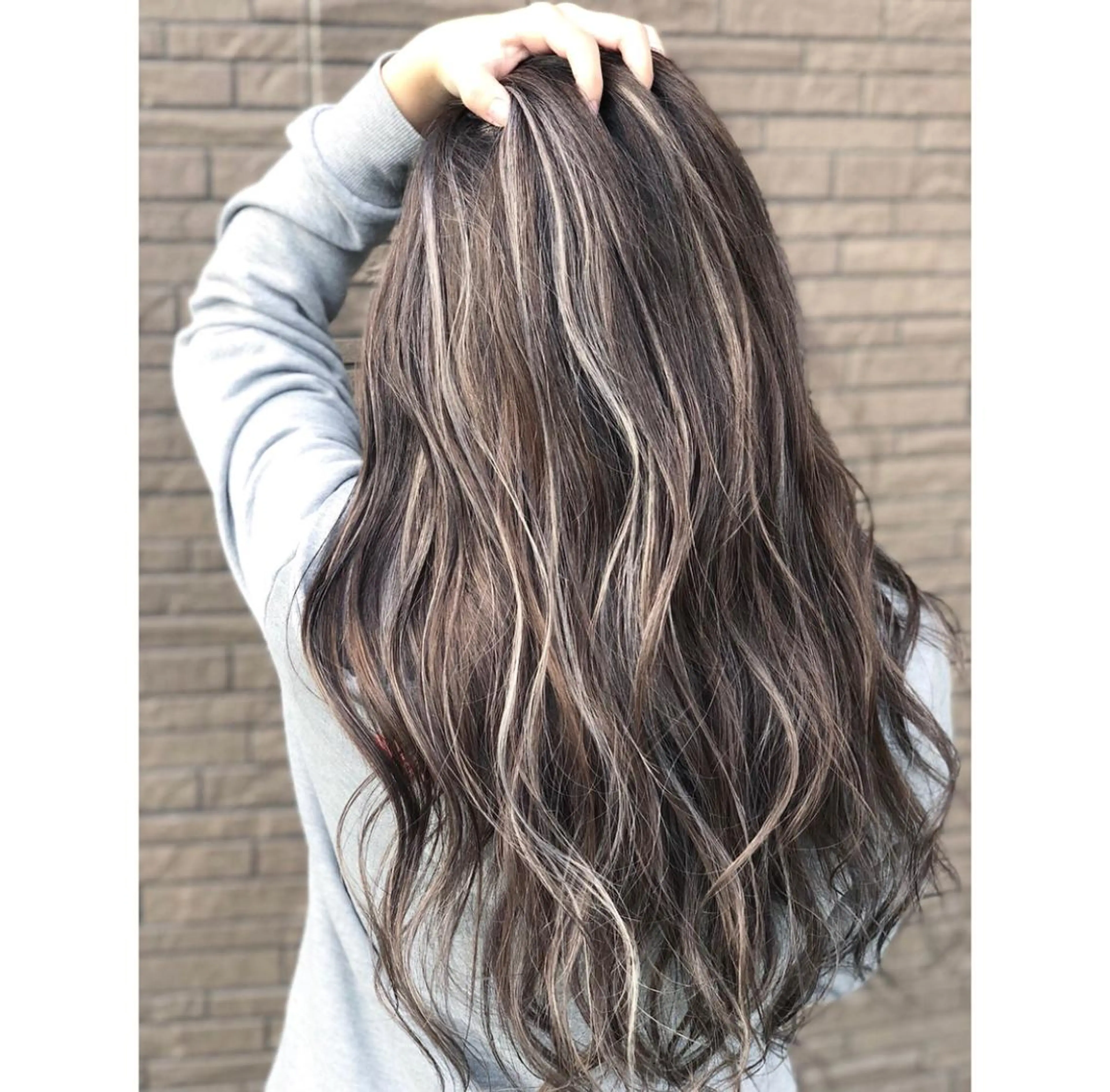 ロング カラー ヘアアレンジ バレイヤージュ デザインカラー グラデーションカラー ハイライトカラー ハイトーンカラー アンドウ ユウ/ レイヤーカット/韓国のヘアスタイル