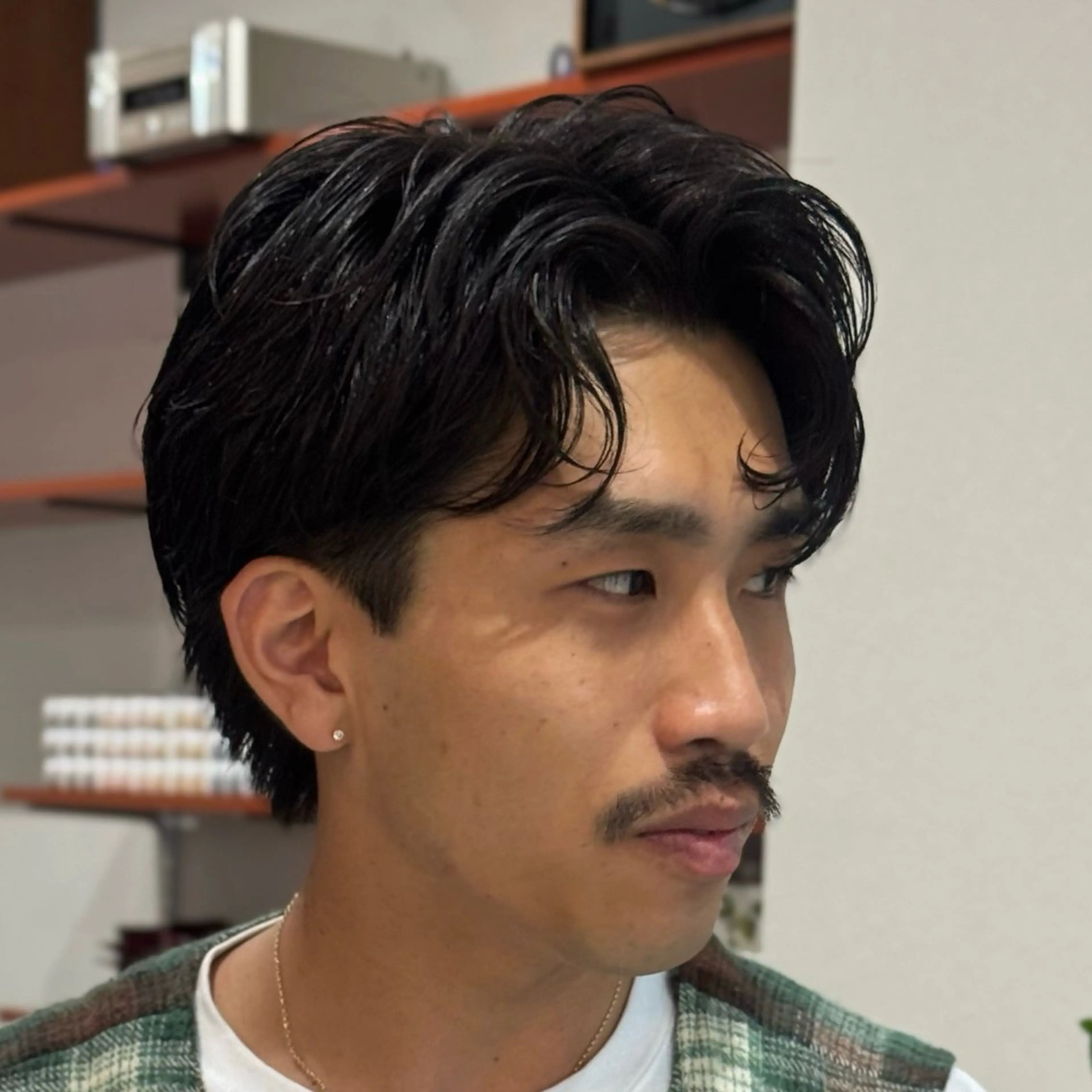 【髪と眉毛が同時に整う🌱】|minimo限定|🔊垢抜け特化メニュー🔊メンズカット+眉毛WAXの写真