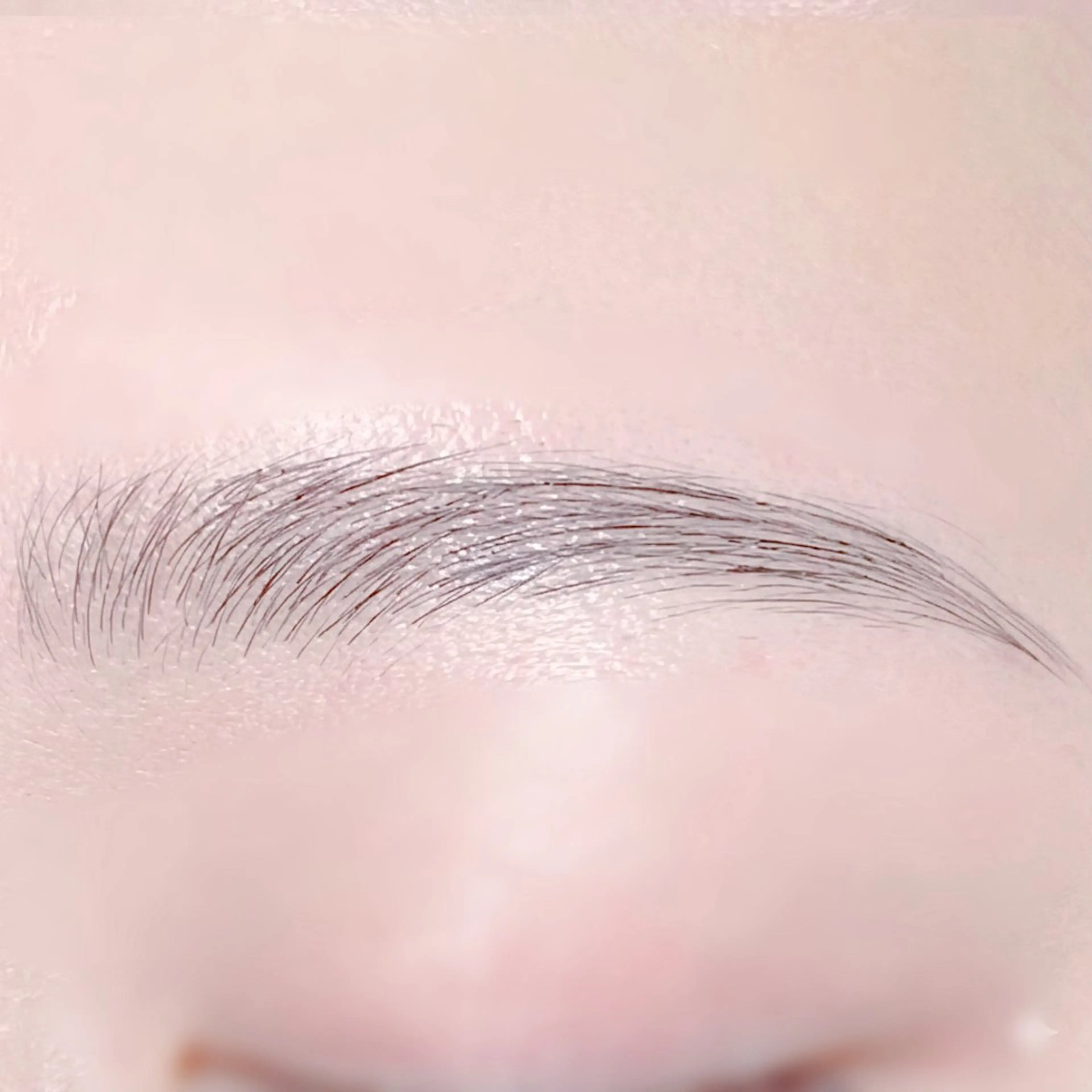 アイブロウ caws所属・caws 甲東園 鎌田のマツエク・マツパデザイン