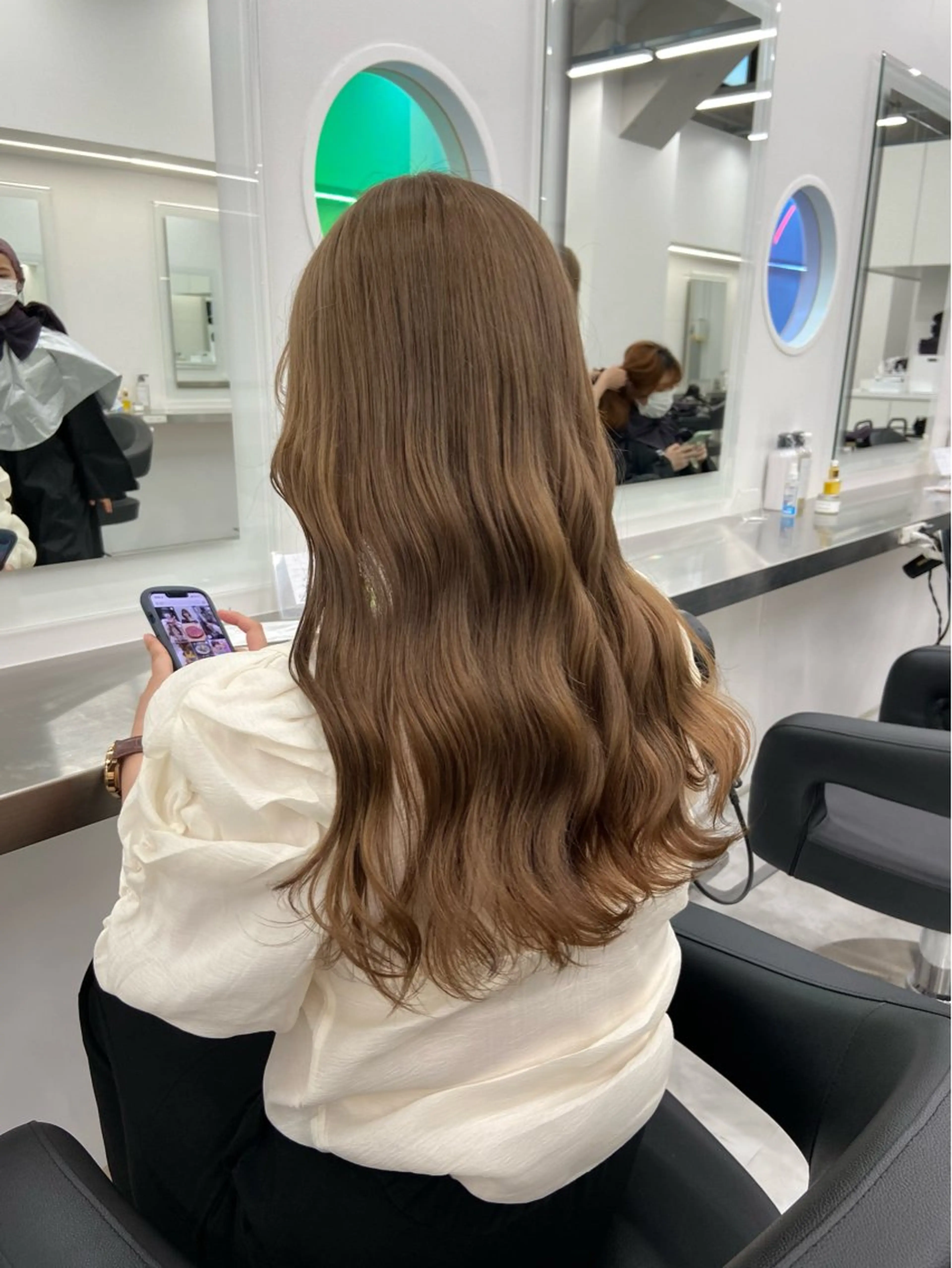 ロング カラー ヘアアレンジ トレンドモテカラー 🩷色落ちまで可愛くのヘアスタイル