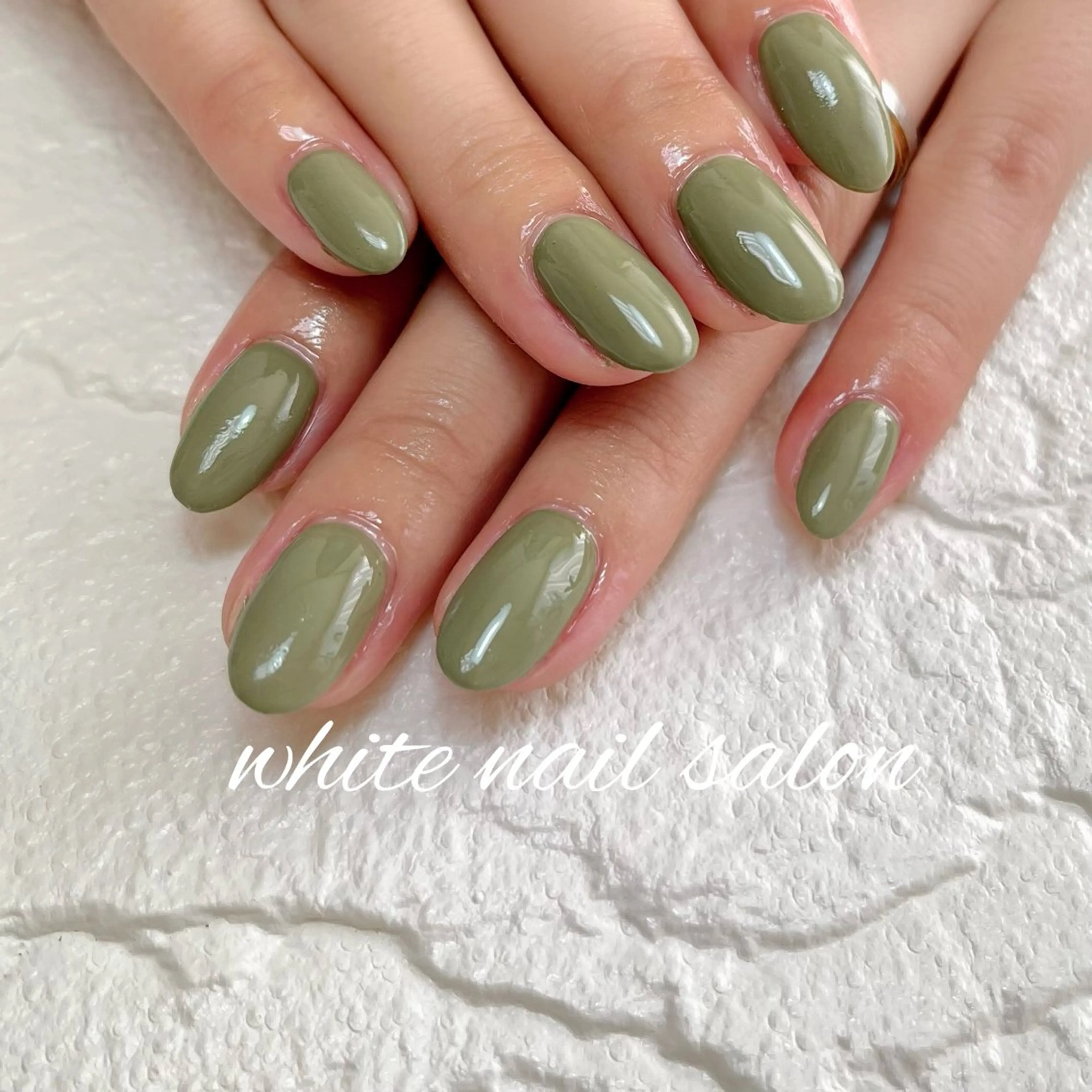 ネイル ラメ(グリッター) シンプルネイル ハンドネイル white nail salonのネイルデザイン