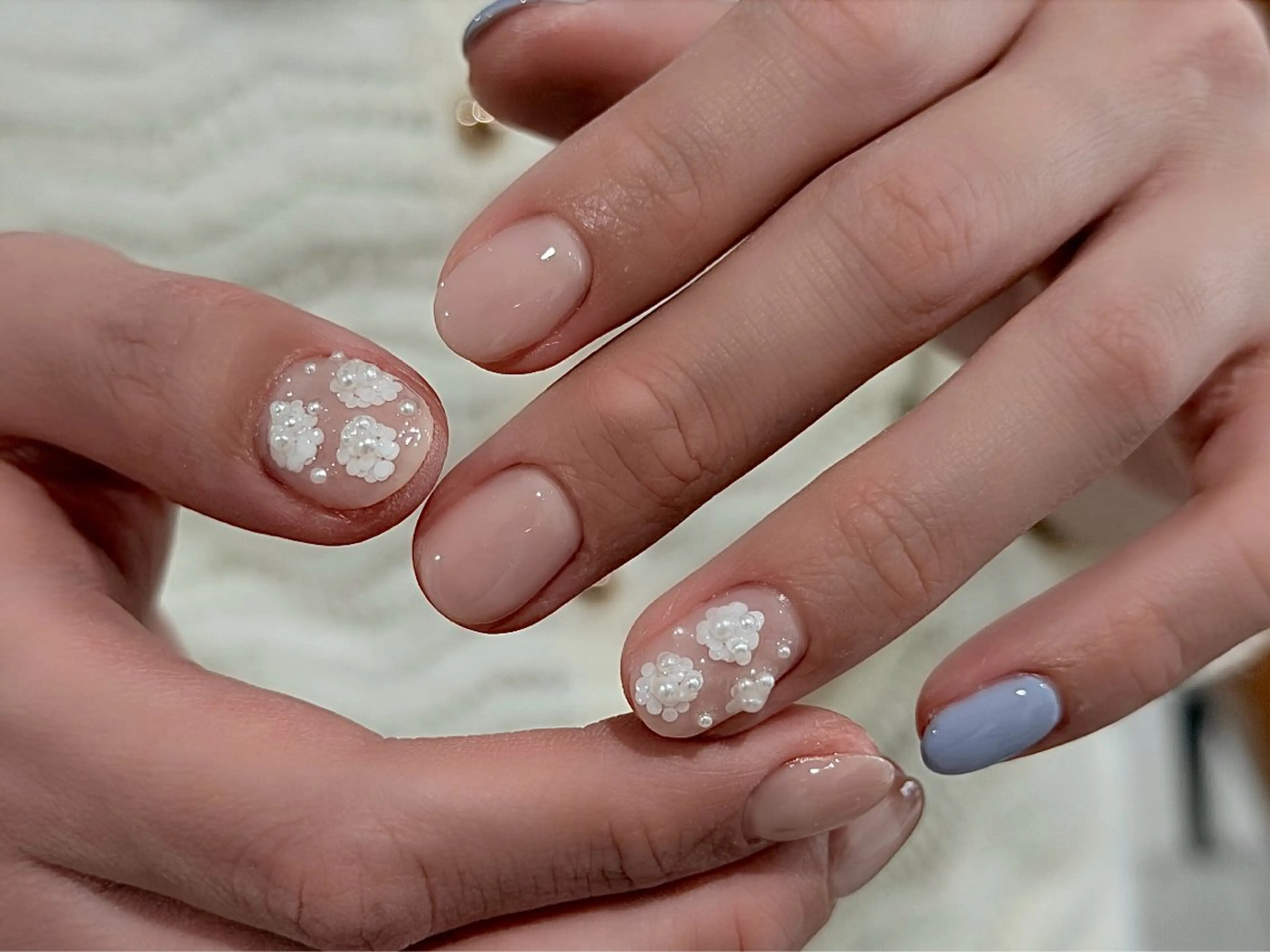 ネイル ブルー フラワーネイル ハンドネイル ANOVA所属・ANOVA アノヴァのネイルデザイン