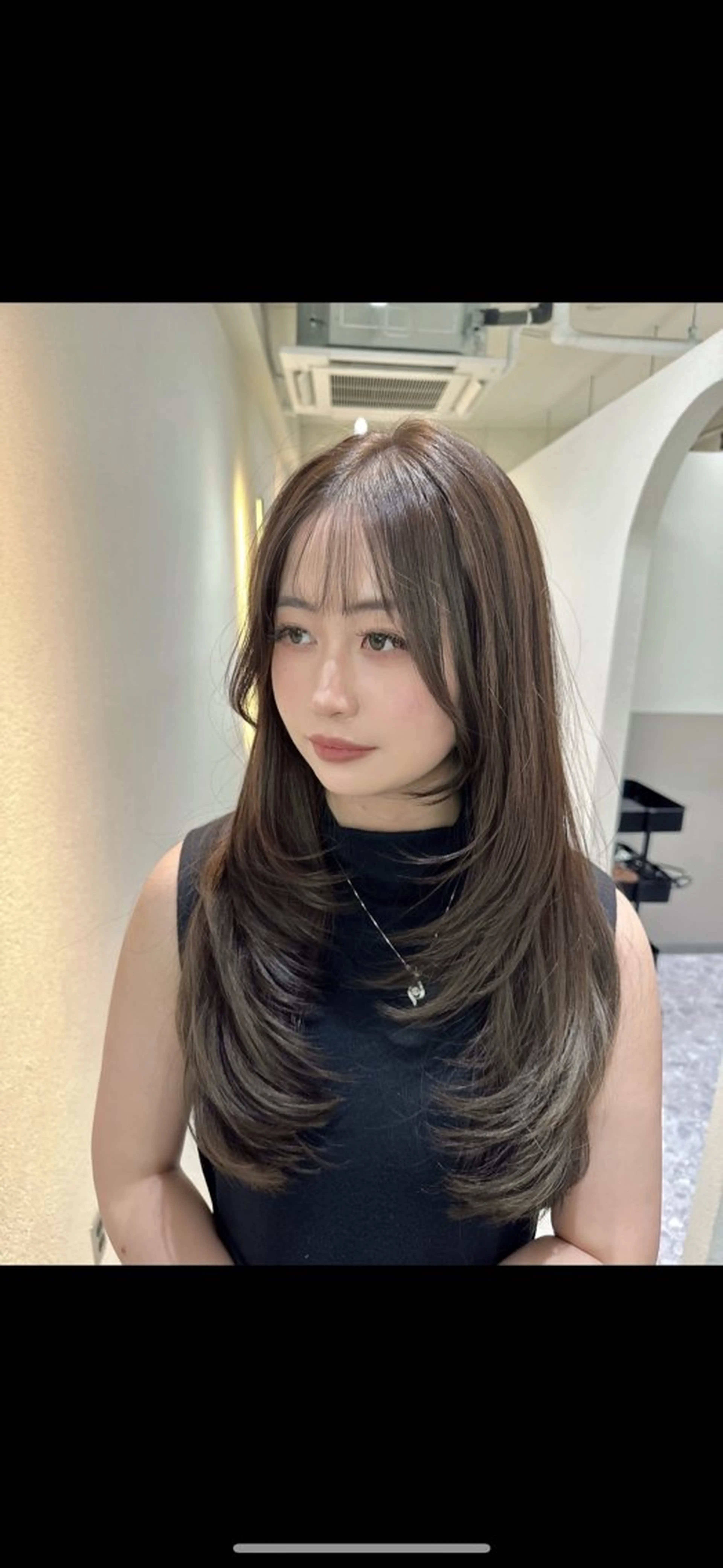 ロング 韓国レイヤー透明感 カラーヨウスケのヘアスタイル