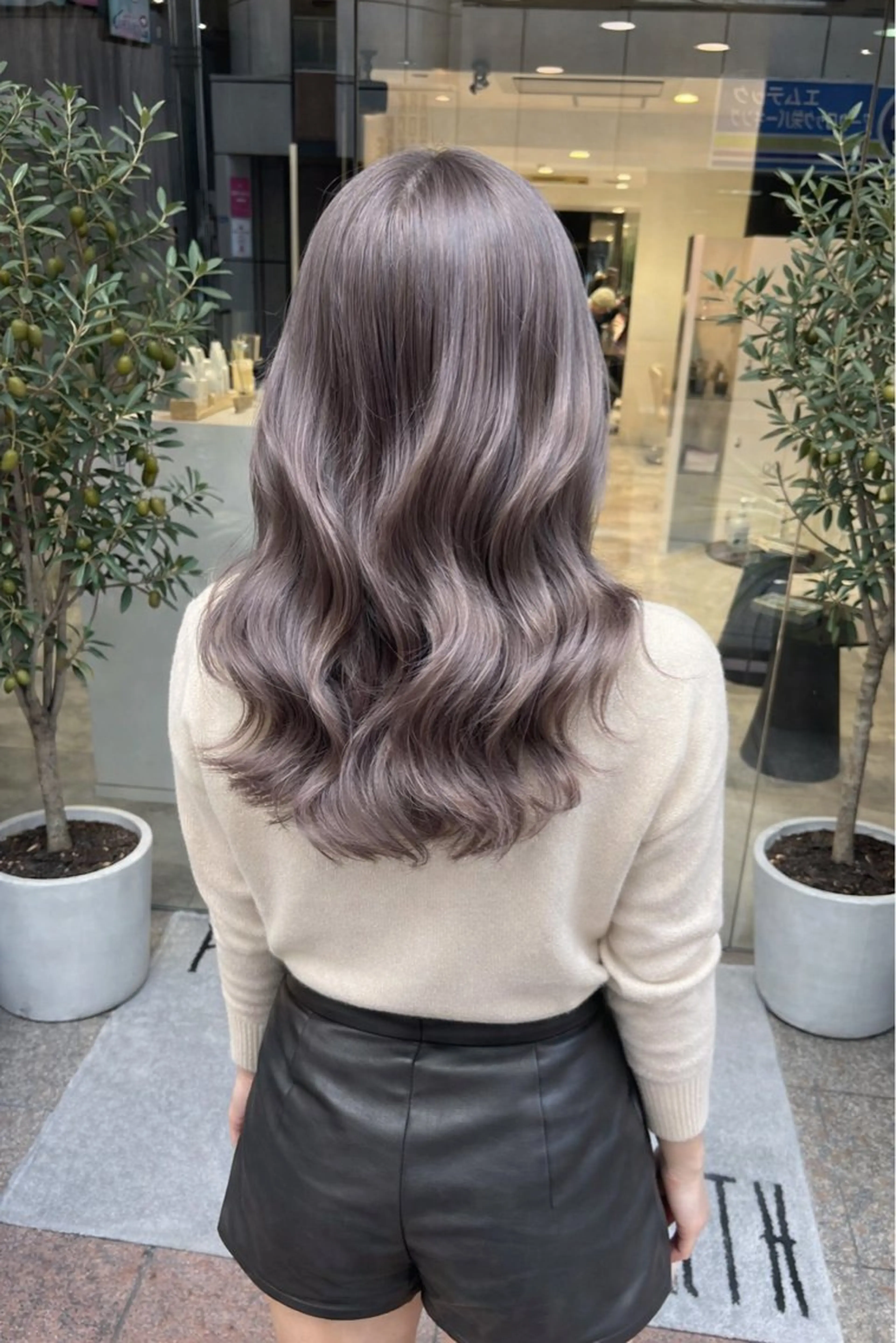 カラー 透明感のある艶髪なら 矢場町駅4番出口すぐのヘアスタイル