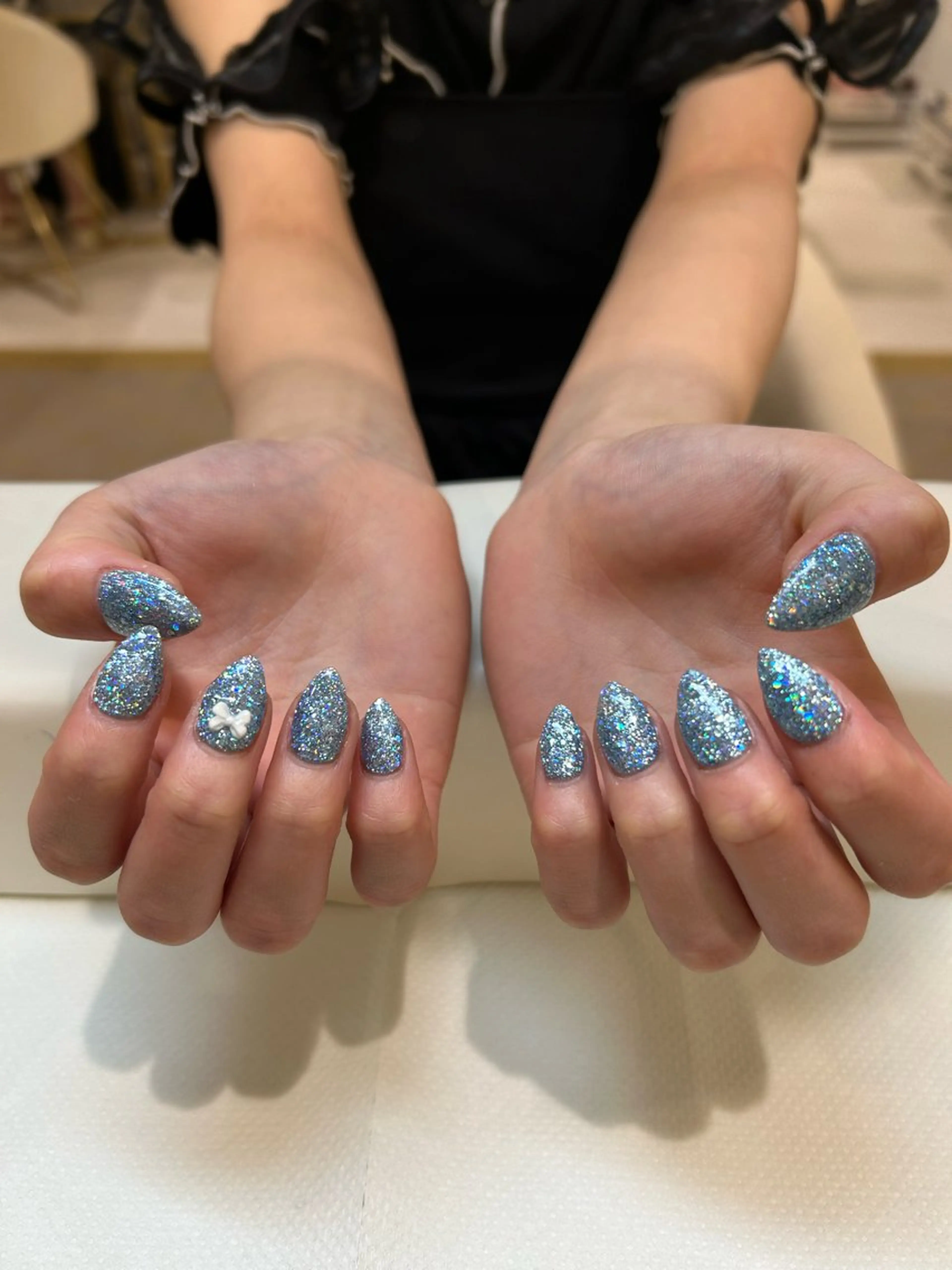 ネイル Raviy新宿店所属・やまだ ななせのネイルデザイン