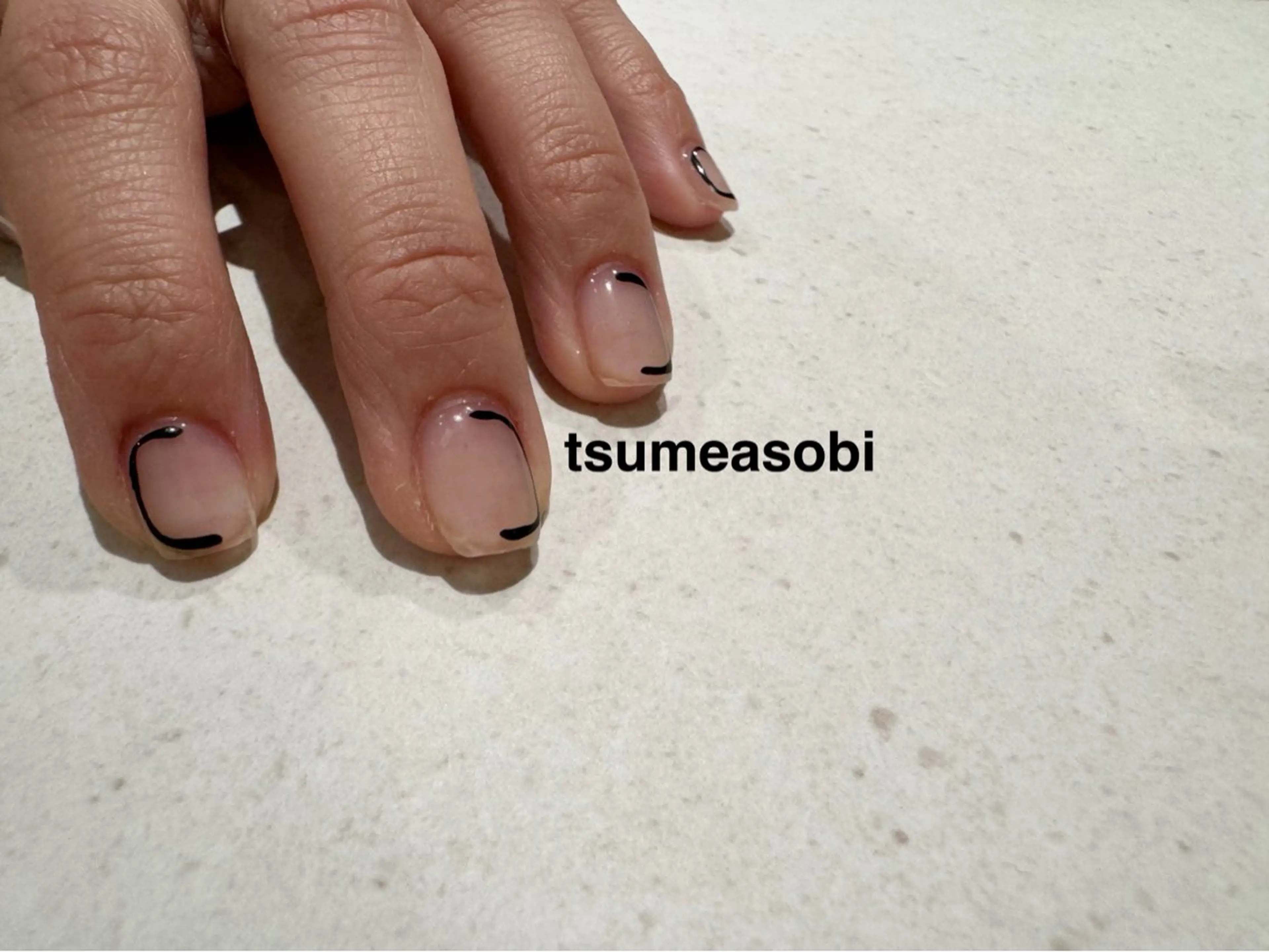 ネイル シンプルネイル tsumeasobi所属・tsumeasobi 🪬macoのネイルデザイン