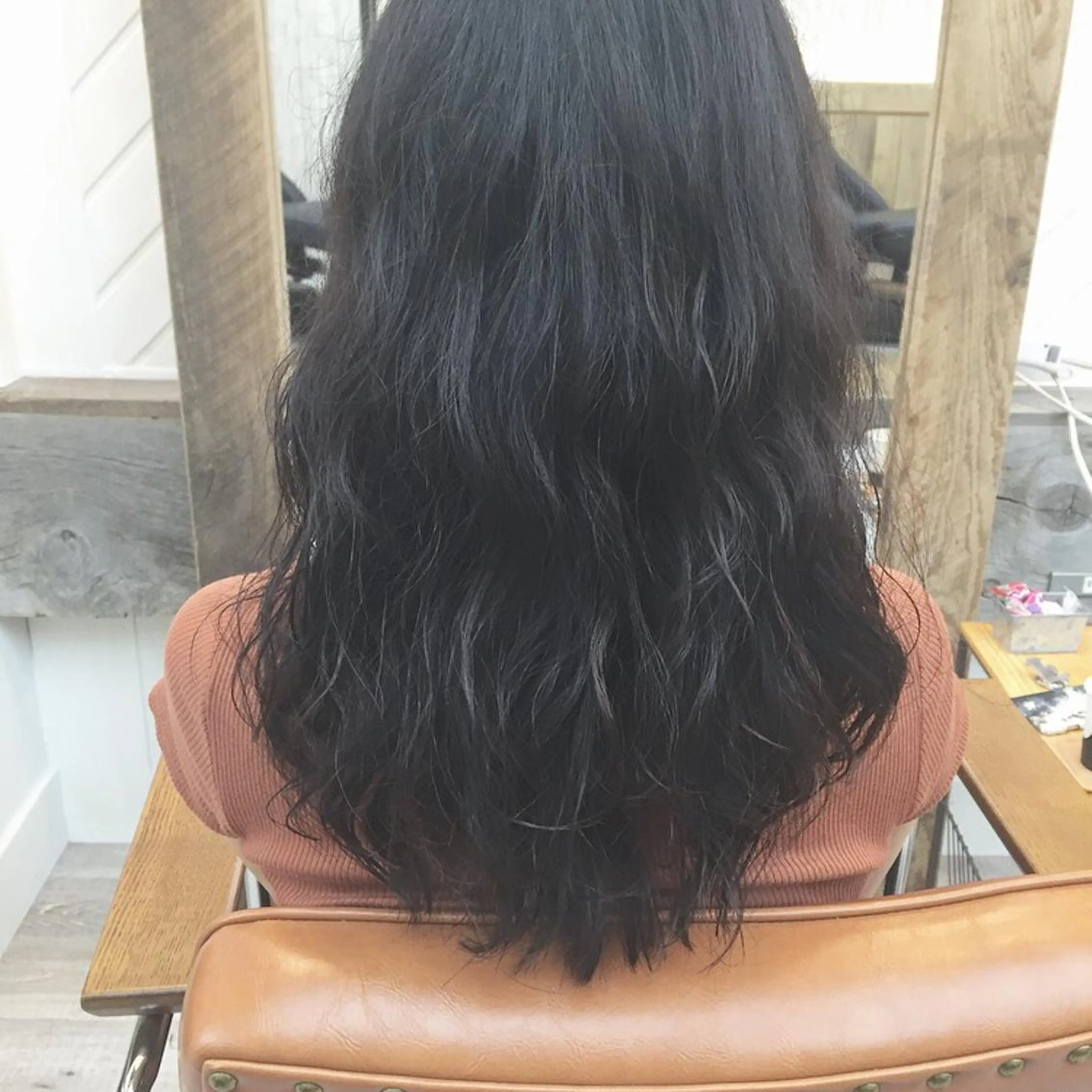 ロング パーマ 前髪顔周り✂️店長 ❤️アマミヤ❤️のヘアスタイル