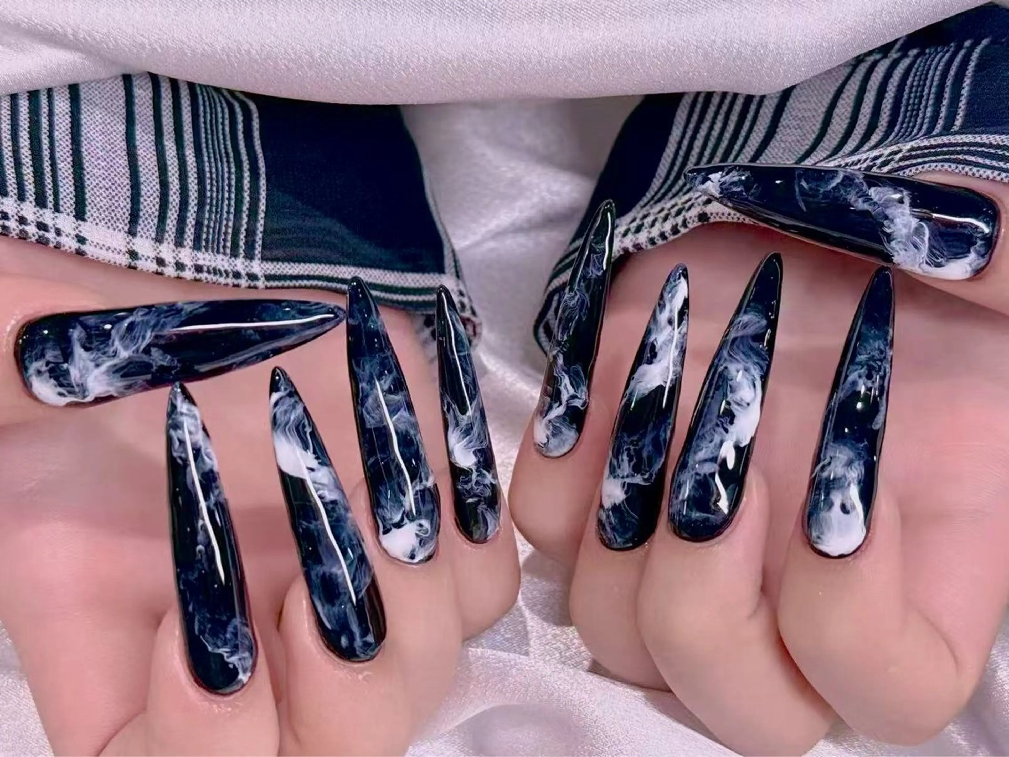 ネイル ロングネイル ネイルチップ 長さだし専門店 M2 rikaのネイルデザイン