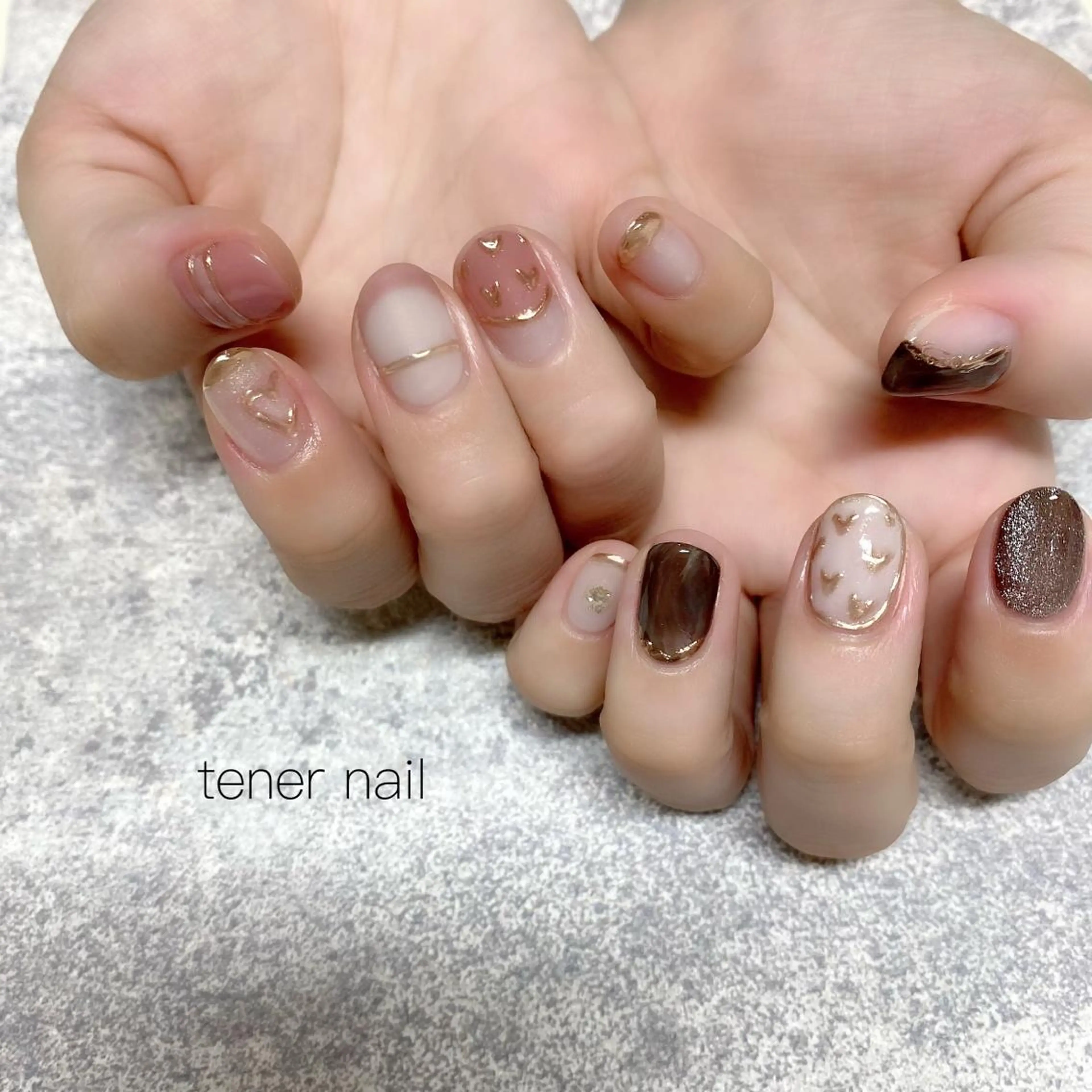 ネイル アートネイル ミラーネイル ニュアンスネイル tener  nail  テネルネイル所属・テネルネイル tener nailのネイルデザイン