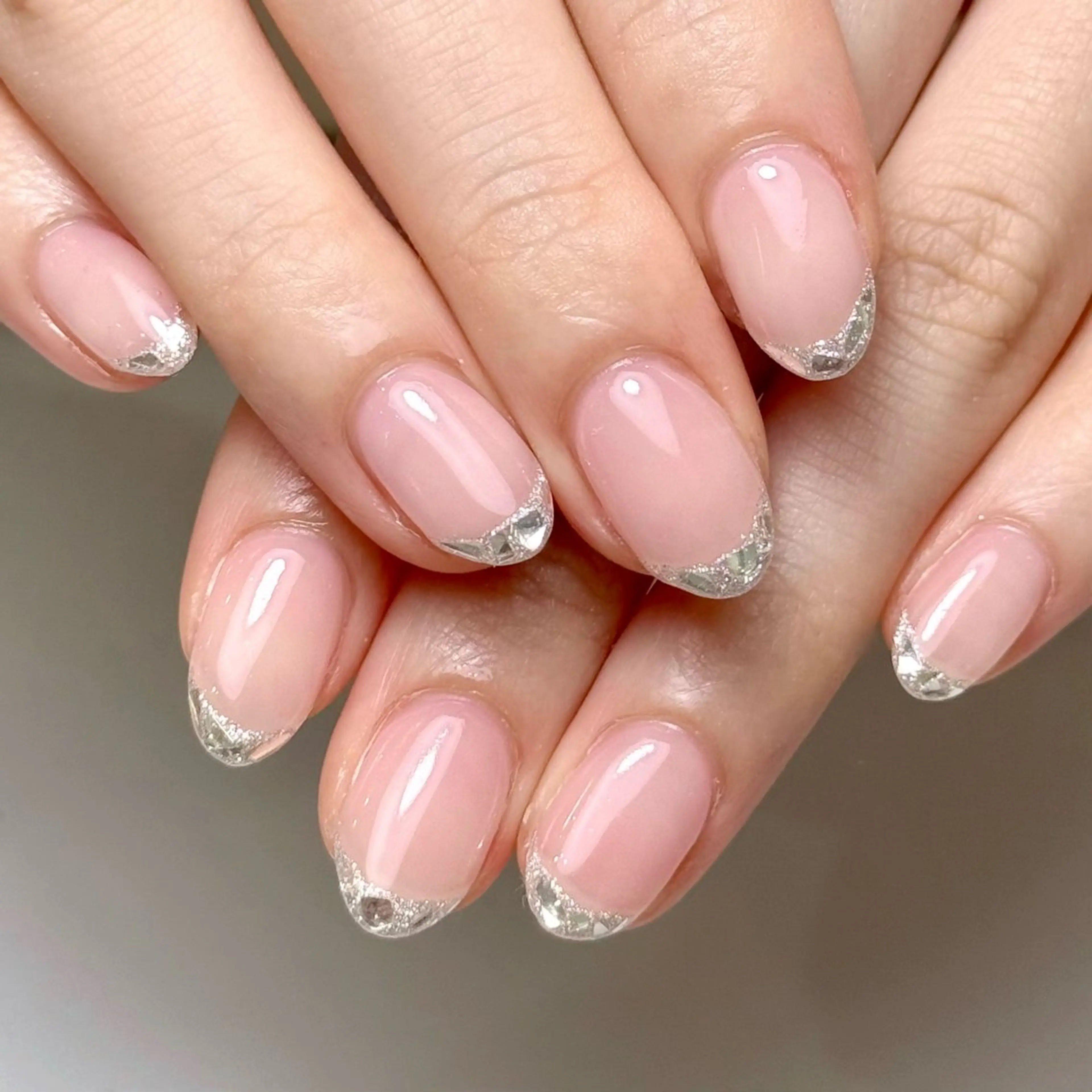 ネイル SAORI🎀 マグネット特化サロンのネイルデザイン