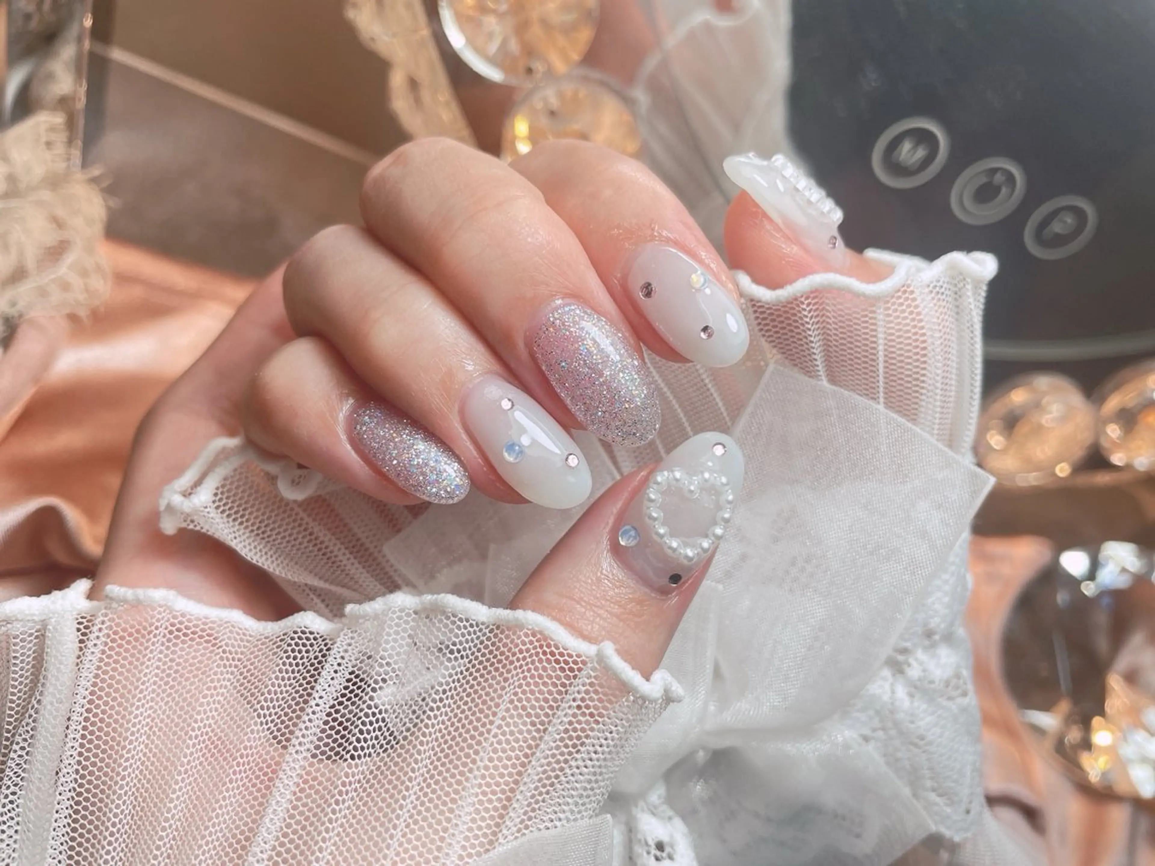 ネイル 23時まで❤︎韓国、 ワンホンネイルのネイルデザイン