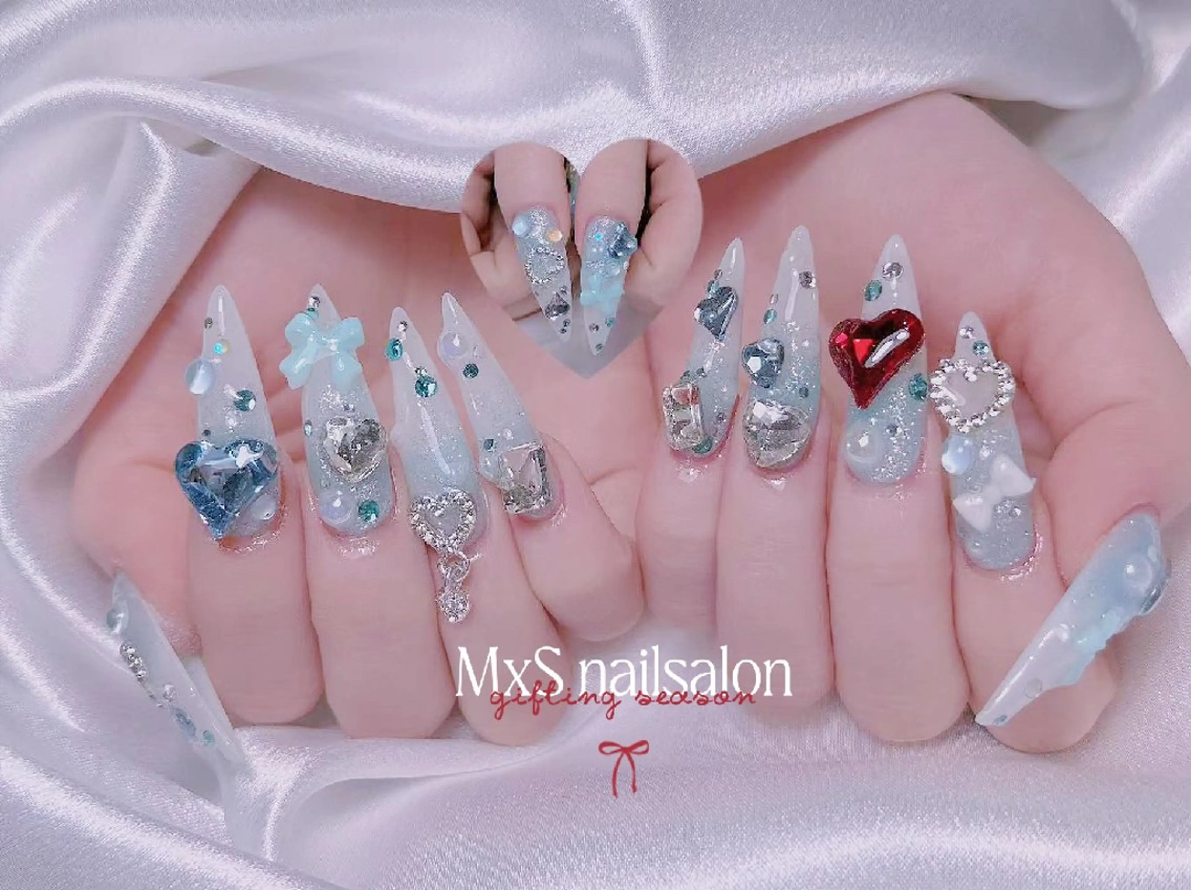 ネイル ジェルネイル 韓国ネイル マグネットネイル パラジェル 春ネイル ハンドネイル ハンドケア MxS Nail(長さだし/フィルイン/マグネット/韓国ネイル/ワンホンネイル/ワンカラー)所属・MxS リィリィのネイルデザイン