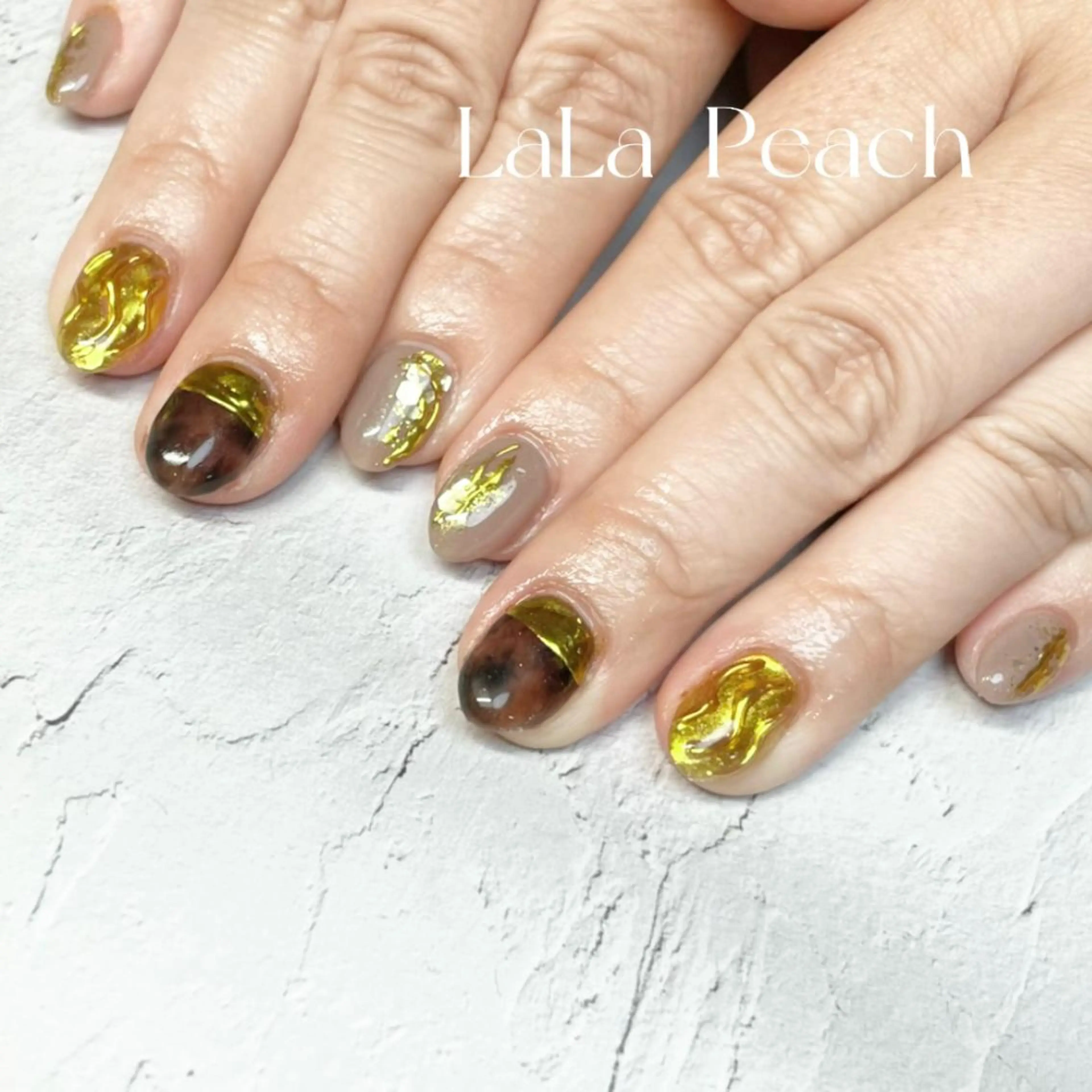 ネイル べっ甲ネイル ハンドネイル LaLa Peach 福岡のマツエク・マツパデザイン