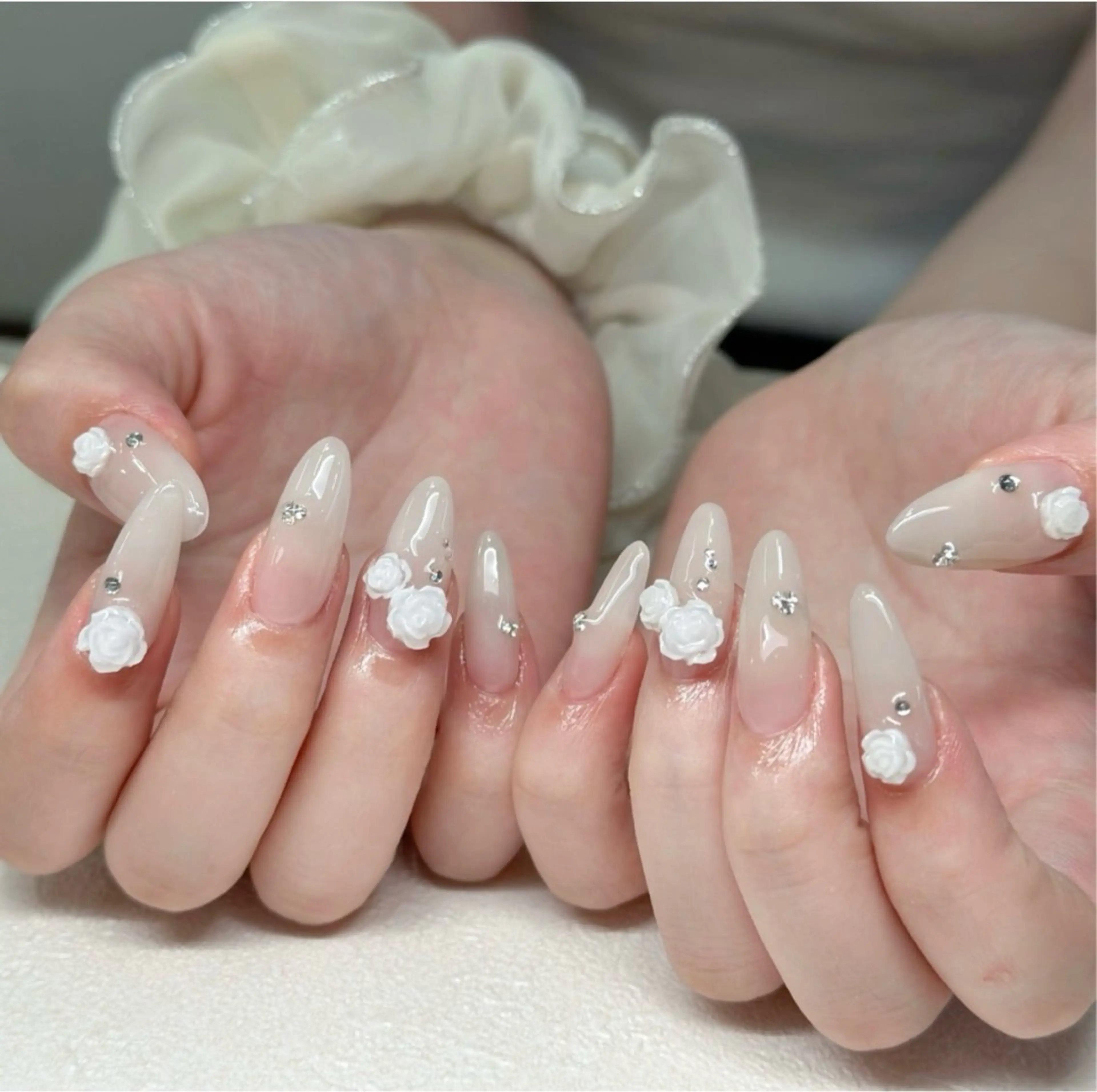 ネイル オーロラネイル ブルー チークネイル フットネイル フレンチネイル ハンドネイル HANA.NAILS所属・HANA.NAILS 自宅サロンのネイルデザイン