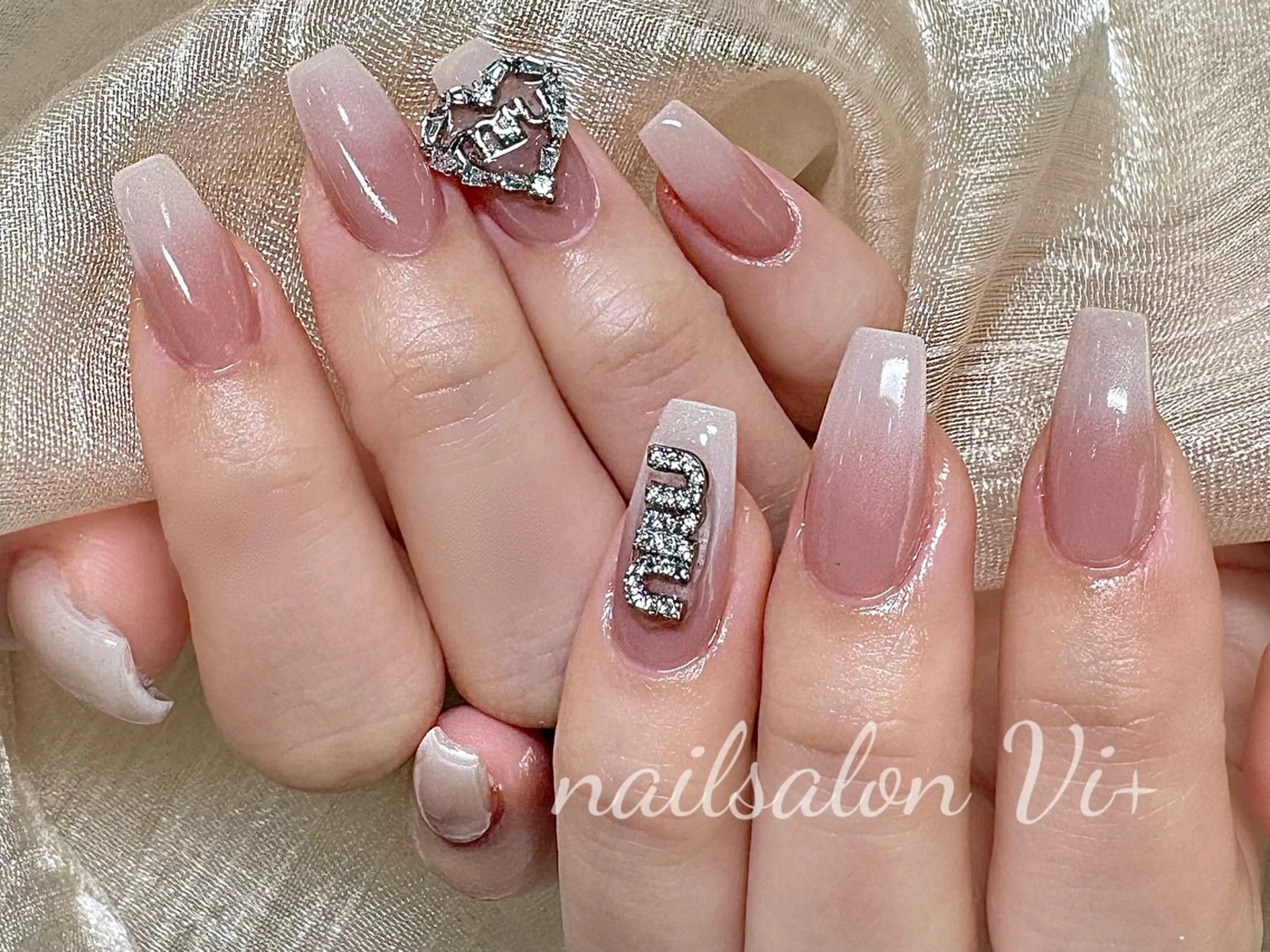 ネイル ハンドネイル ✨Nailsalon Vi+✨のネイルデザイン