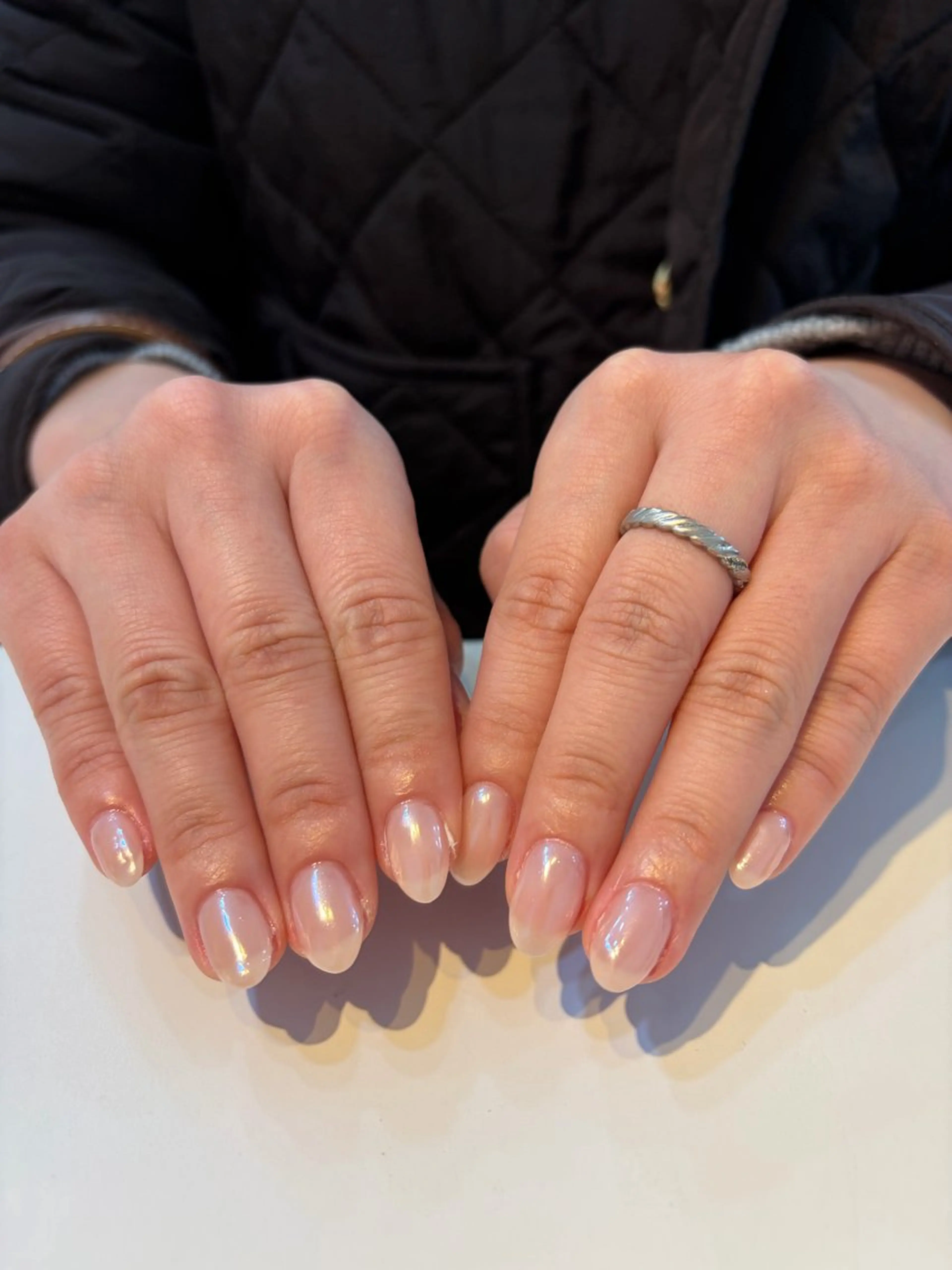 ネイル オーロラネイル ホワイト Mellow [メロー] by Cherie la mer所属・mellow 新宿店 saitoのネイルデザイン