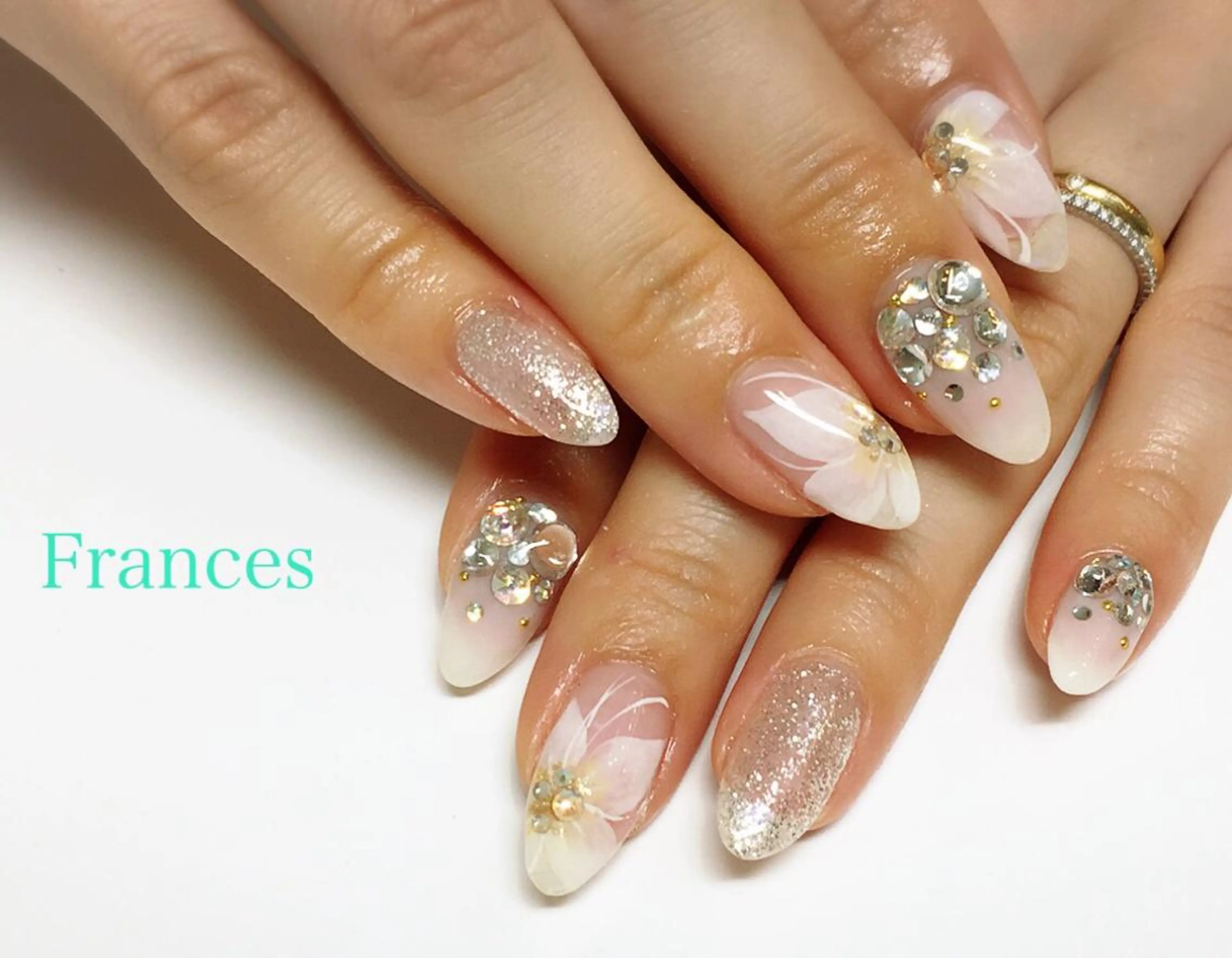 ネイル Frances 今村のネイルデザイン