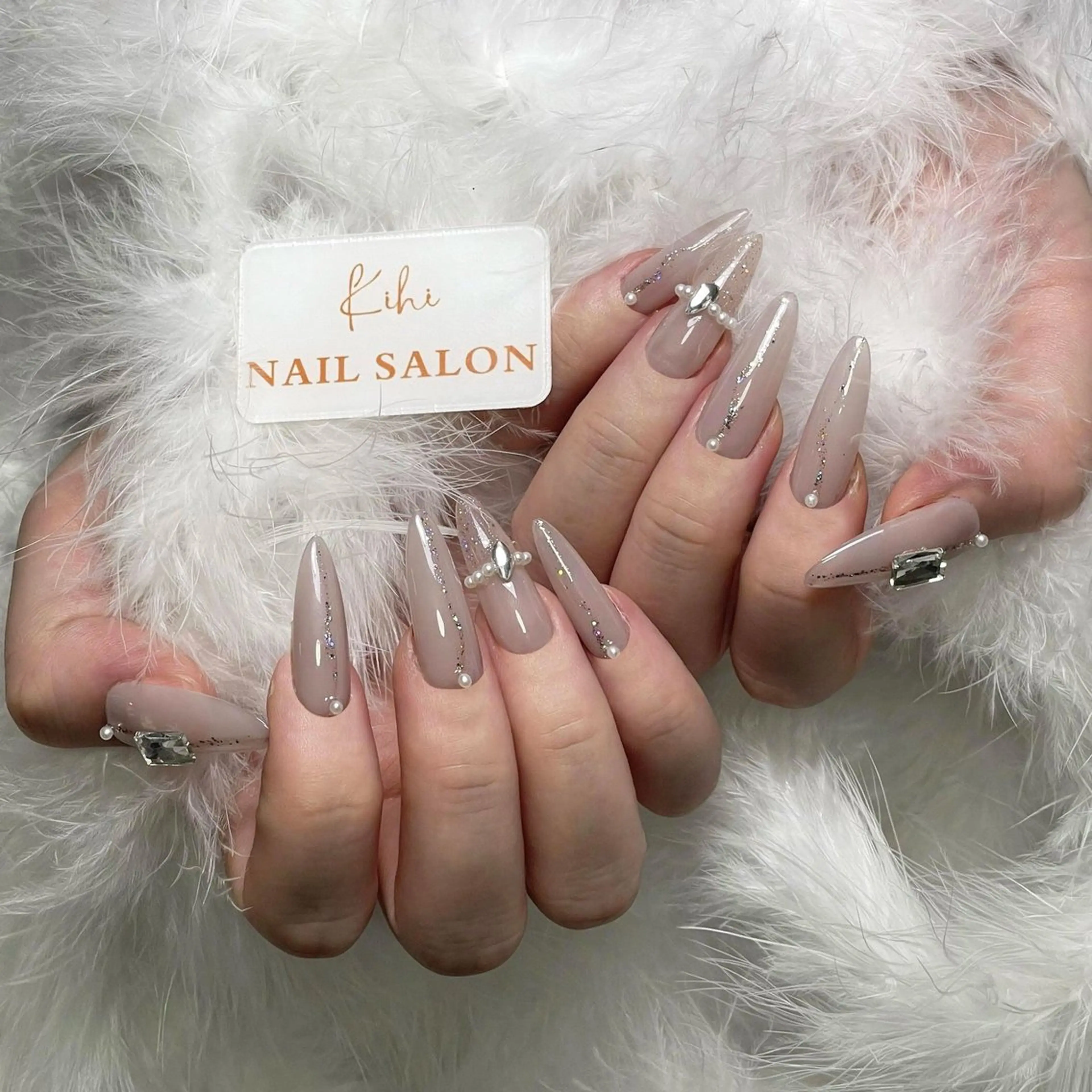 ネイル アートネイル フレンチネイル ジェルネイル グラデーション 韓国ネイル ハンドネイル 💕鈴木ユリ パラジェル/オフ無料のネイルデザイン