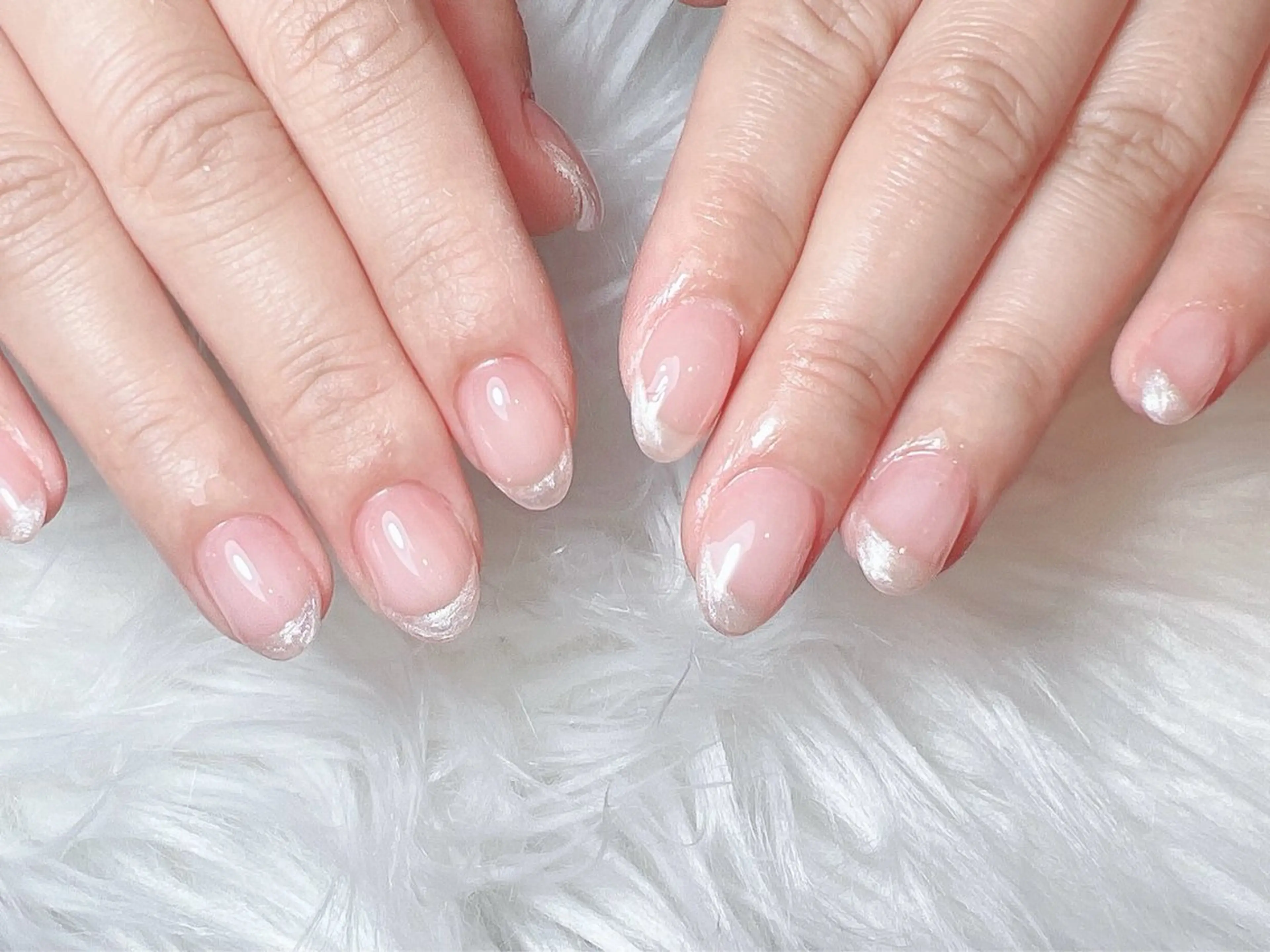 ネイル フレンチネイル 韓国ネイル マグネットネイル ニュアンスネイル オフィスネイル ユミネイルサロン所属・ユミ ネイルサロンのネイルデザイン