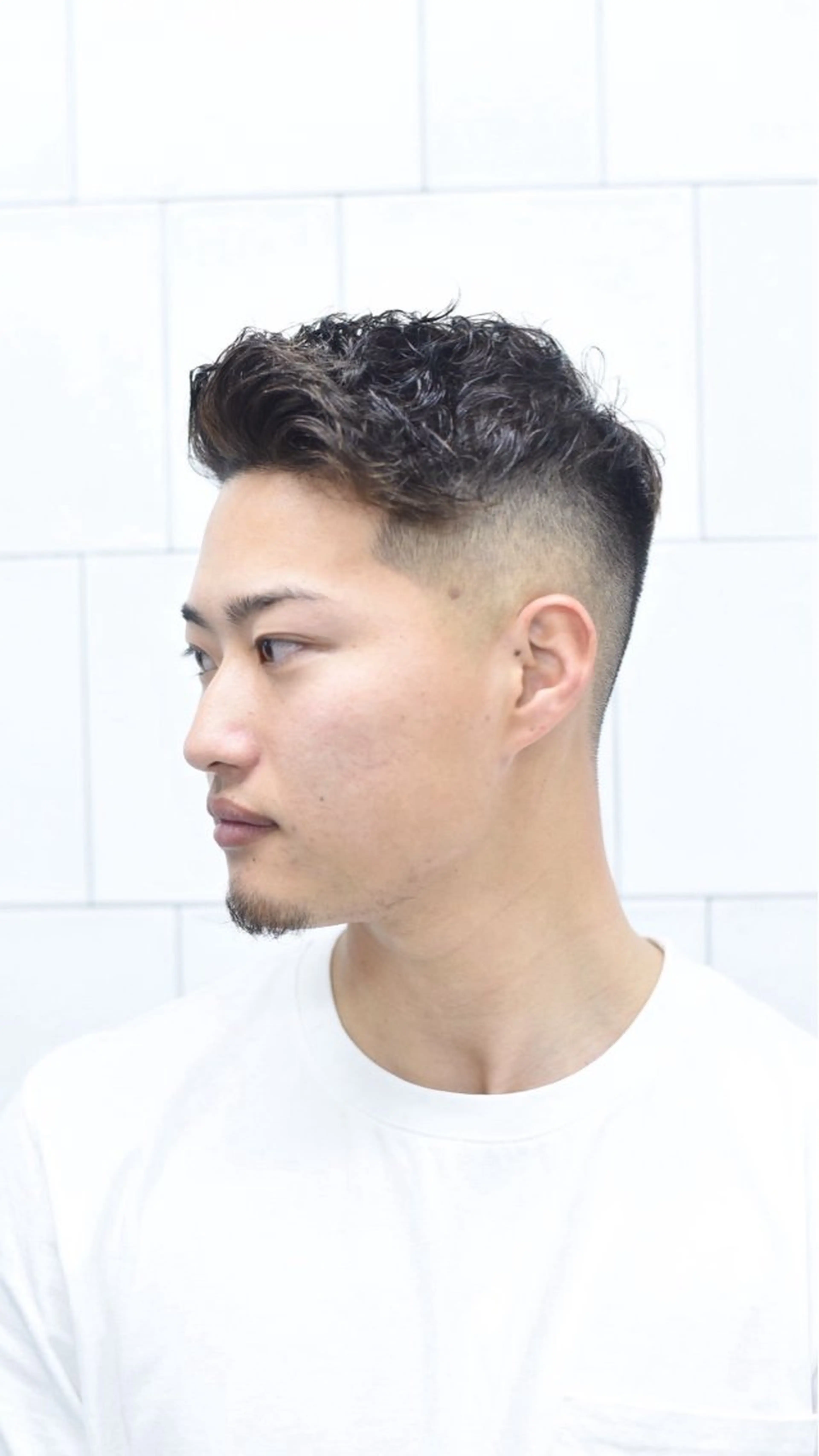 ショート パーマ モチヅキ タツキのヘアスタイル