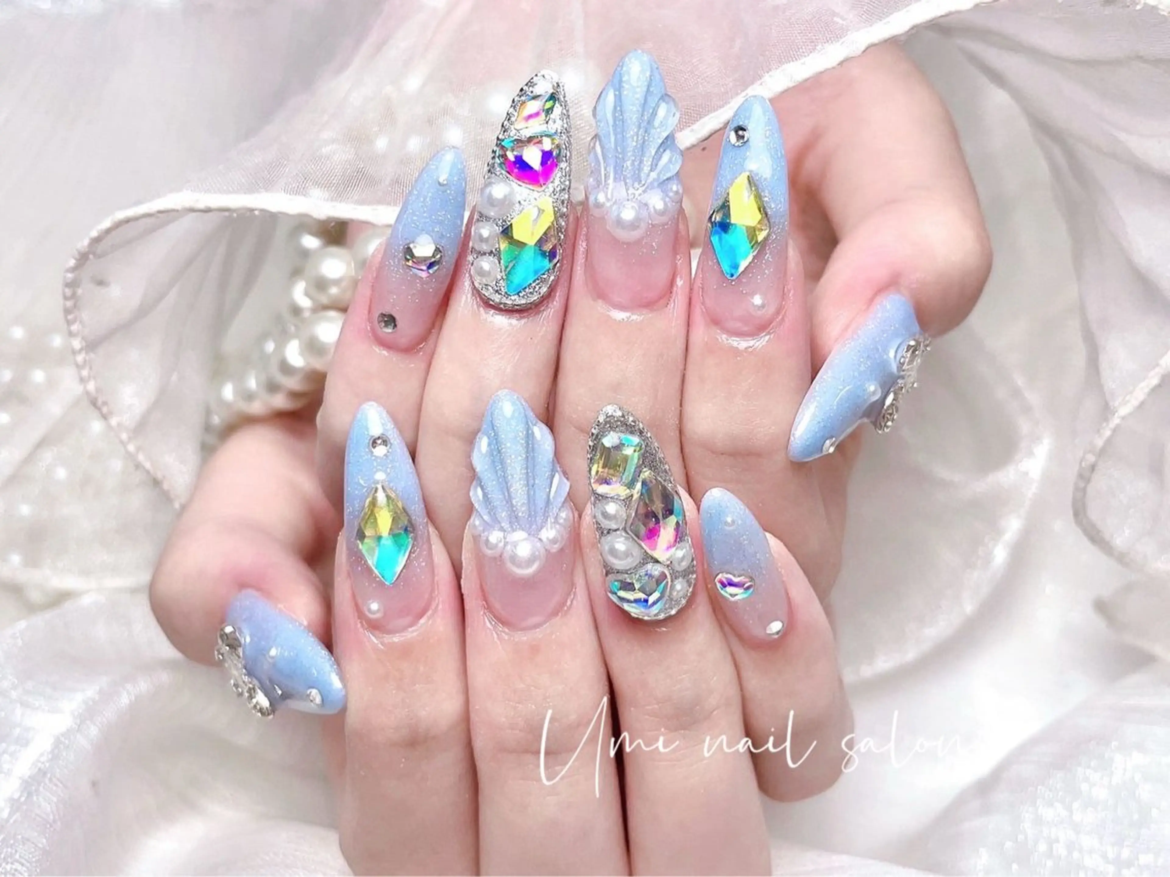 ネイル ハンドネイル ハンドケア Umi.yuri 🎀のネイルデザイン