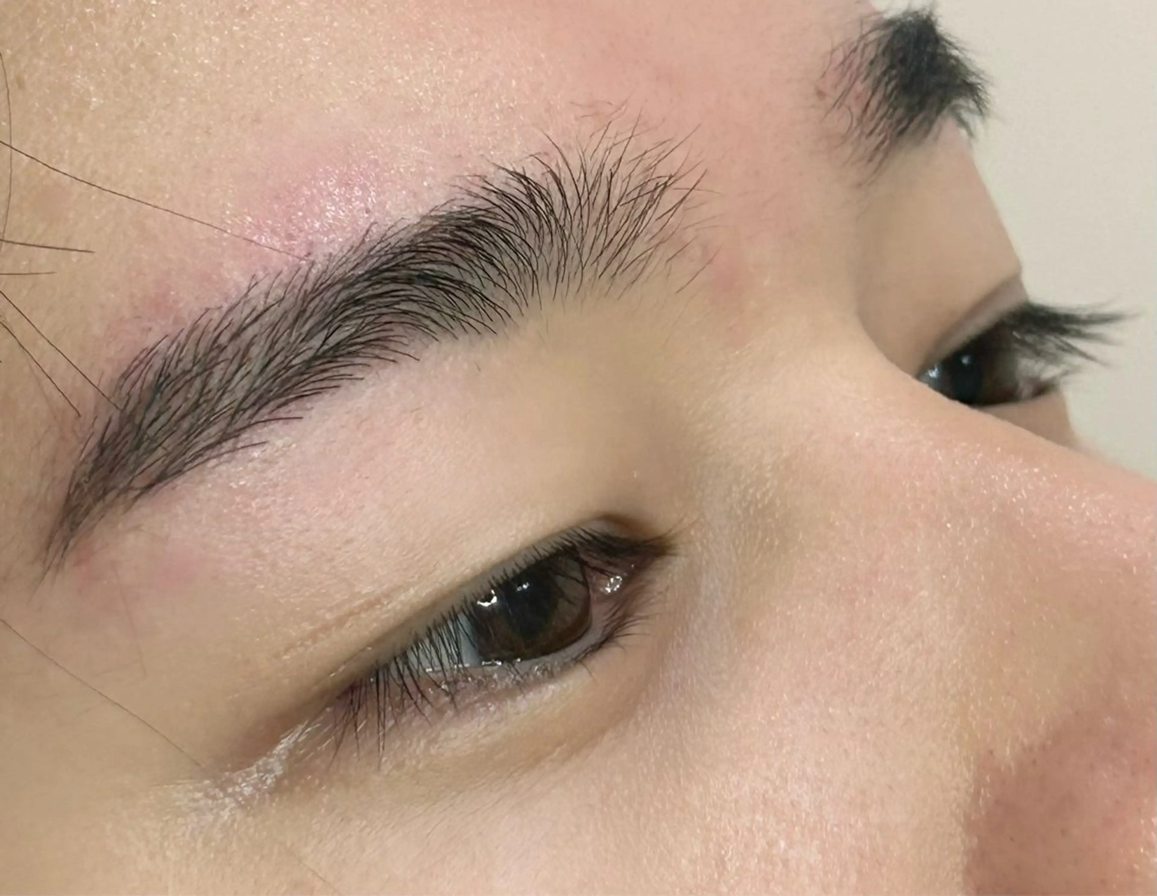 メンズ アイブロウ ワックス脱毛 眉カット ᴘʟᴀᴛɪɴᴜᴍ ᴅᴏʟʟえば🫧のマツエク・マツパデザイン