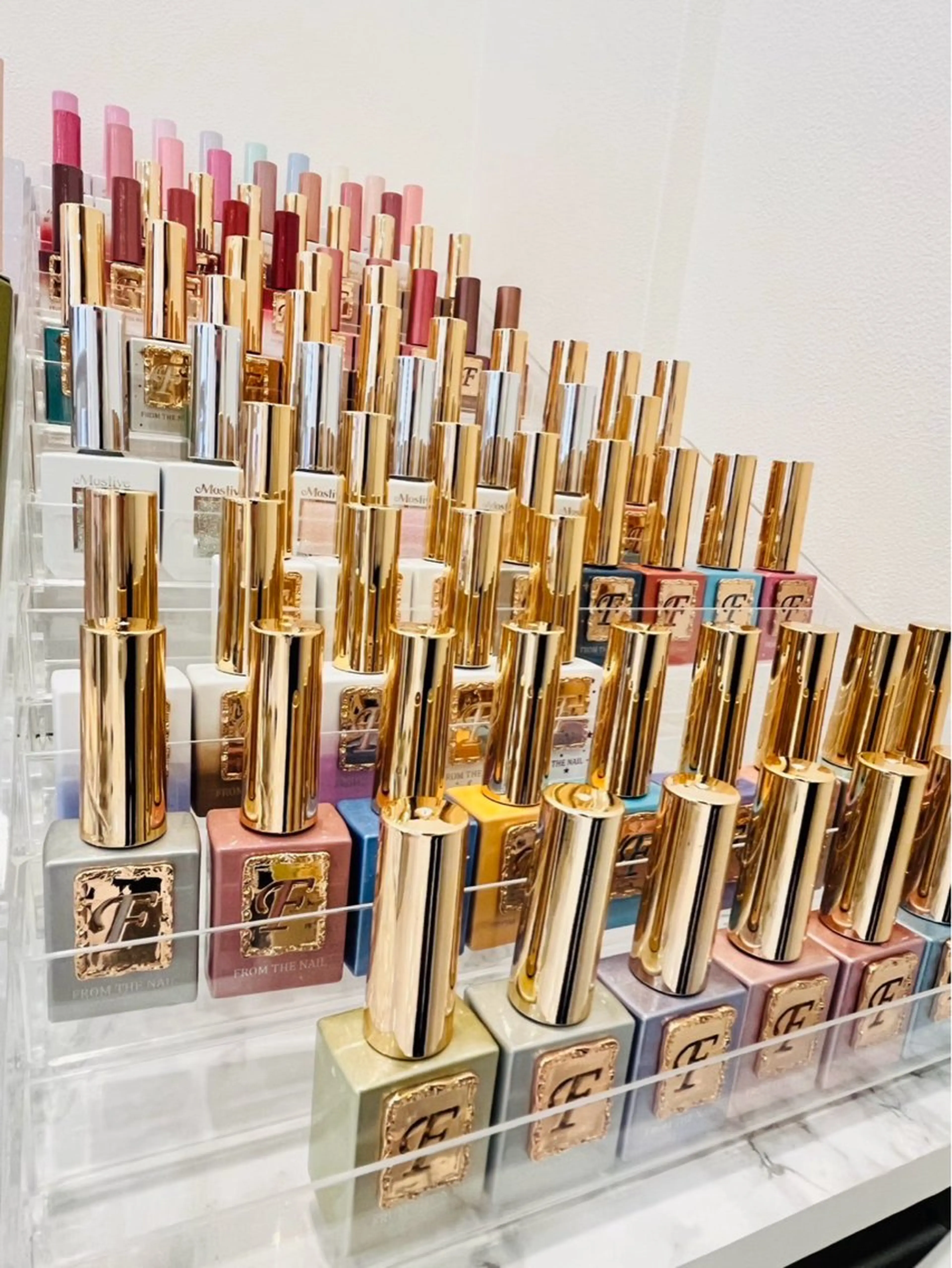 ネイル ジェルネイル 韓国ネイル かわいいは正義　南越谷店所属・Lunon Miyuuのネイルデザイン